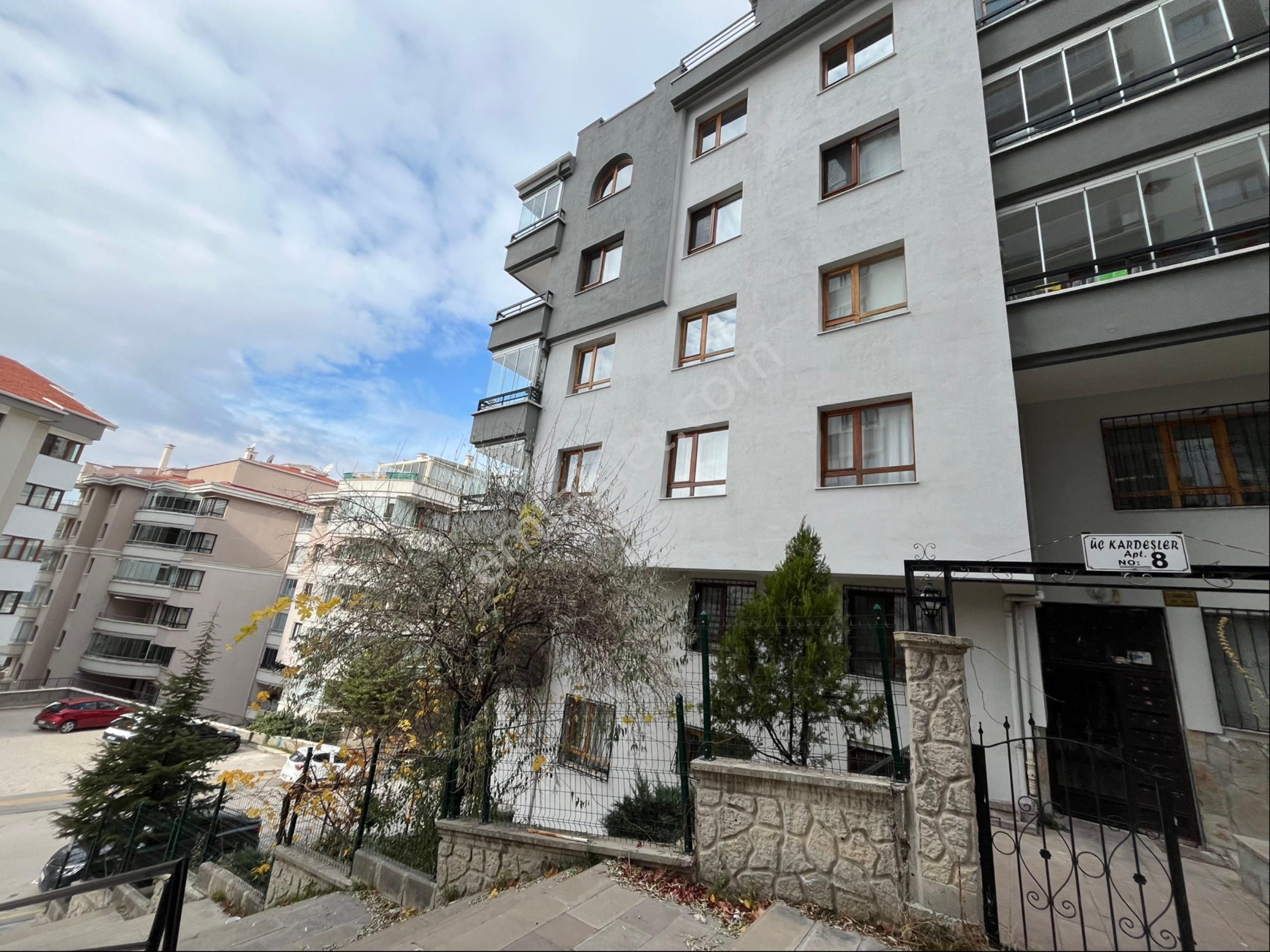 Dikmen Karapınar Mahallesi 5+1 Satılık Dubleks - Görsel 9