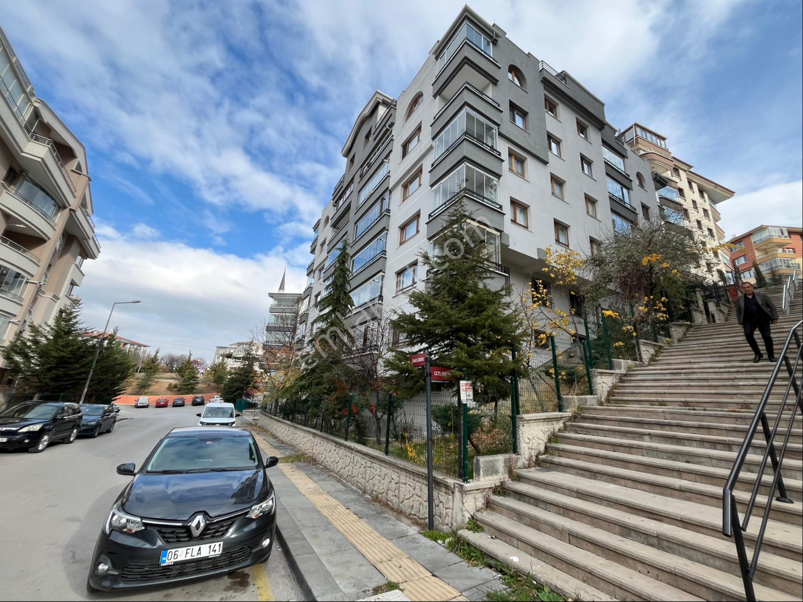 Dikmen Karapınar Mahallesi 5+1 Satılık Dubleks - Görsel 8