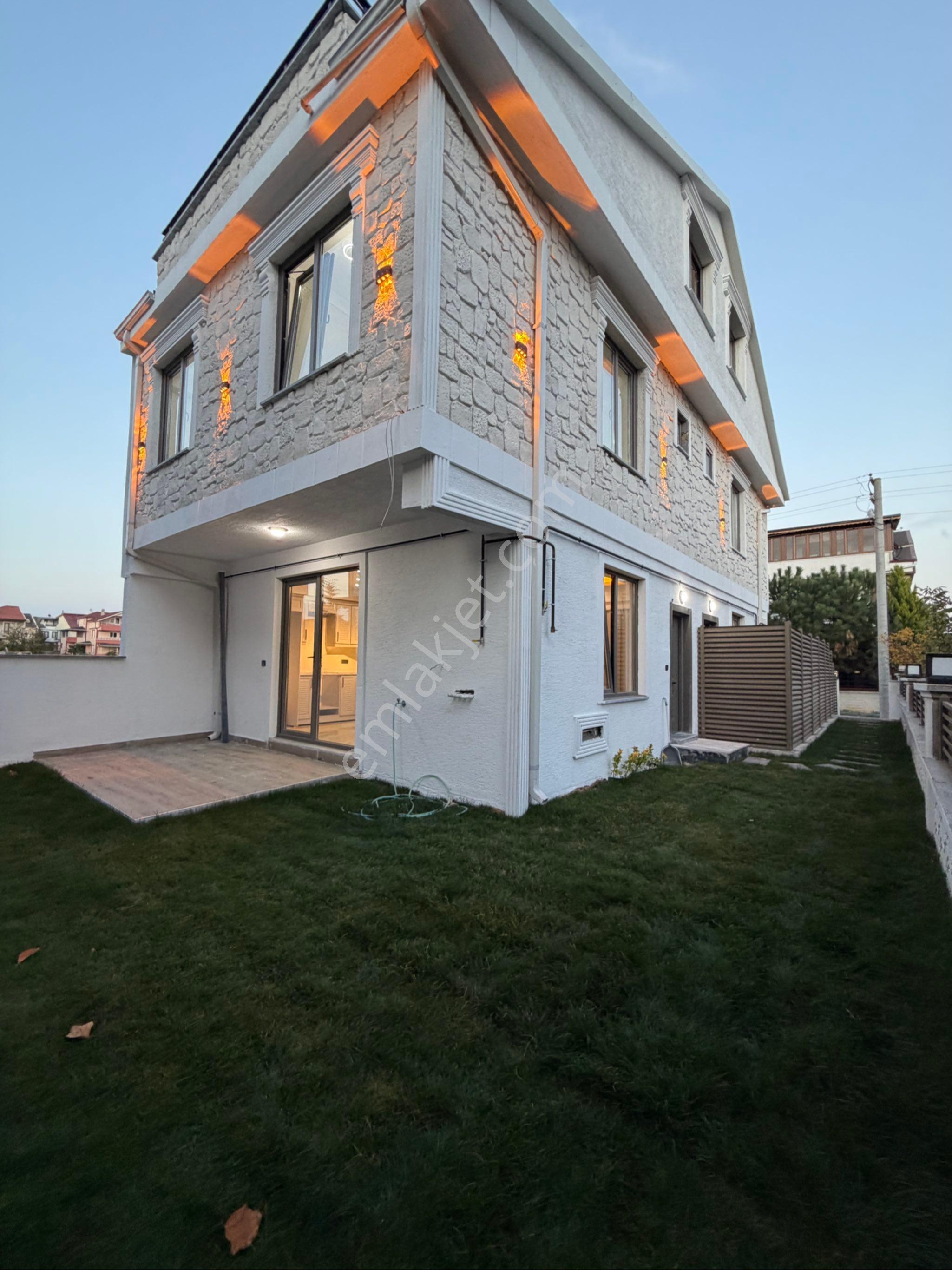 Üstüner Gayrimenkul Den 3+1 Villa - Görsel 3