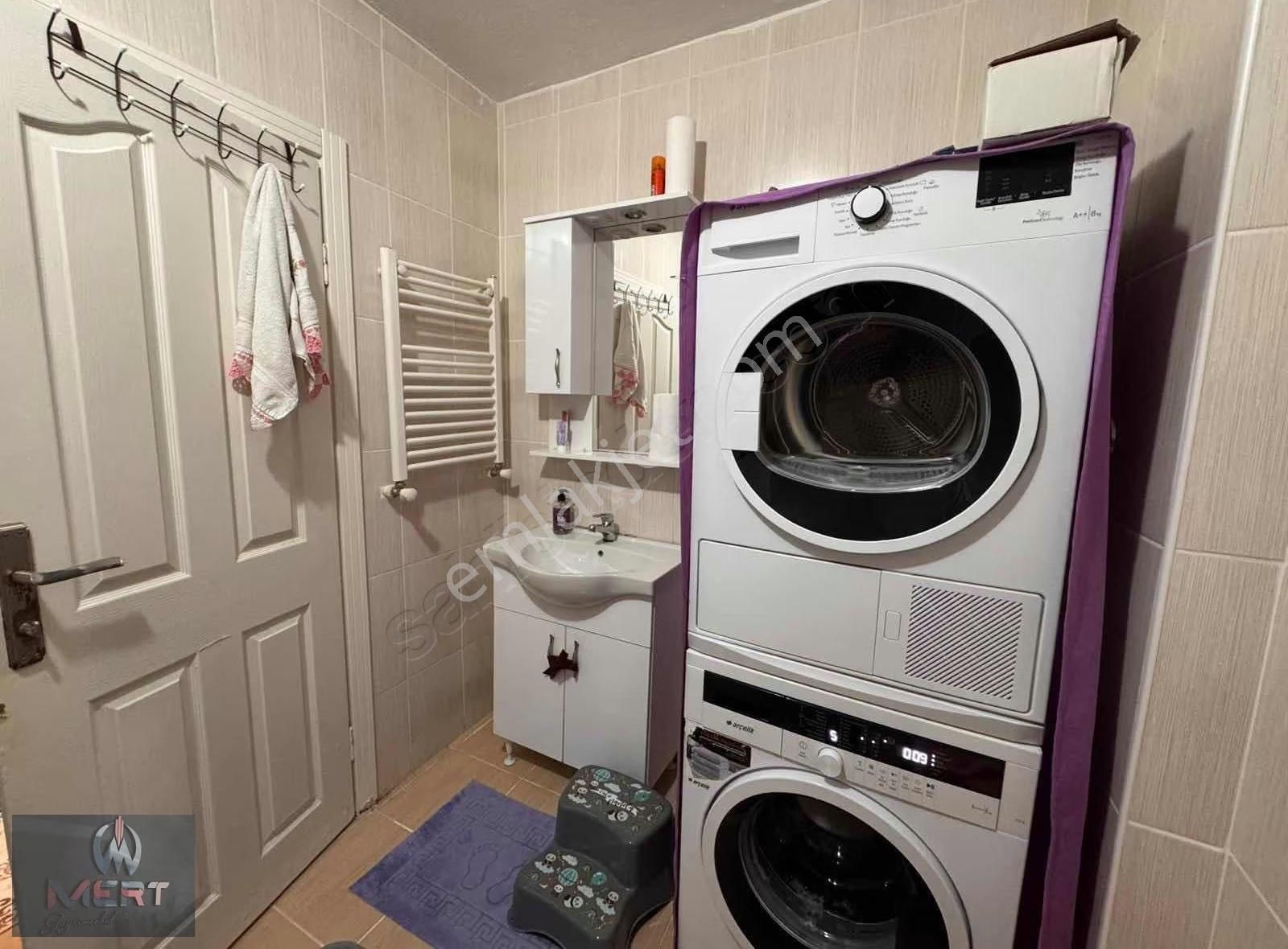 Çekmeköy Hamidiye De İskanlı 3+1 Ara Kat Geniş Daire - Görsel 17