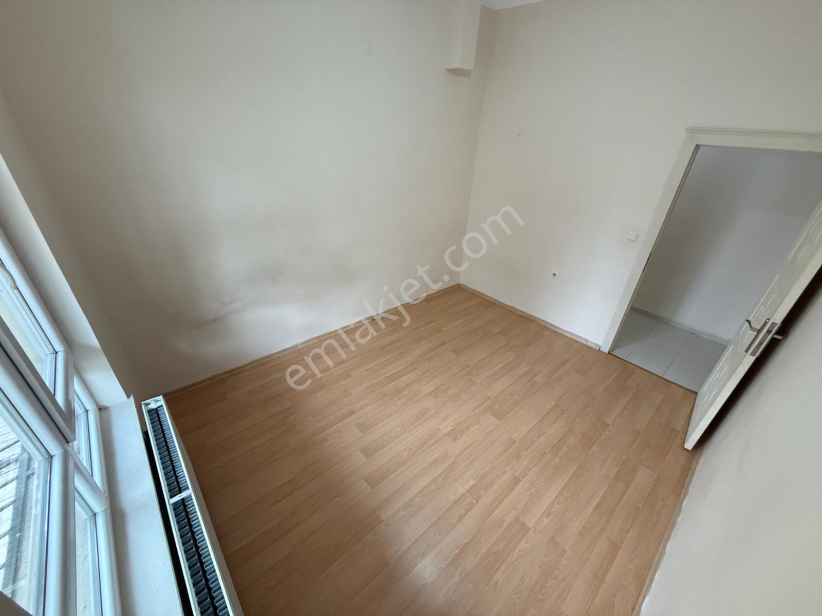 Kuşcağız Mahallesi'nde Ebeveyn Banyolu 3+1 Daire! - Görsel 18