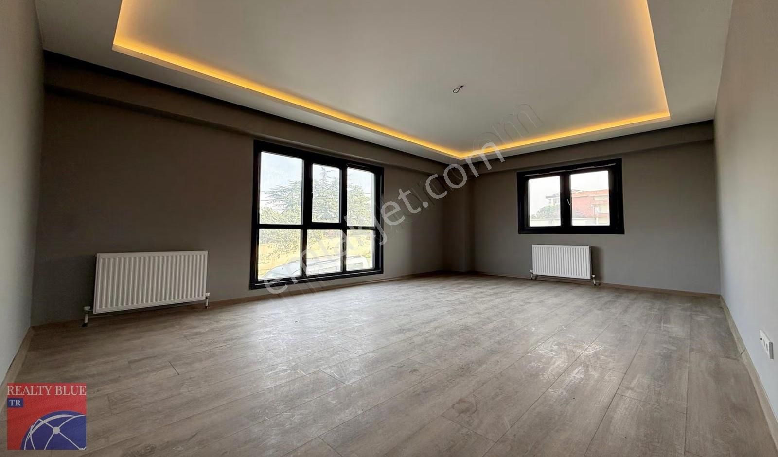 Sultanbeyli Akşemsettin Mah. Viaport Havalimanı Komşu 3+1 Arakat - Görsel 3