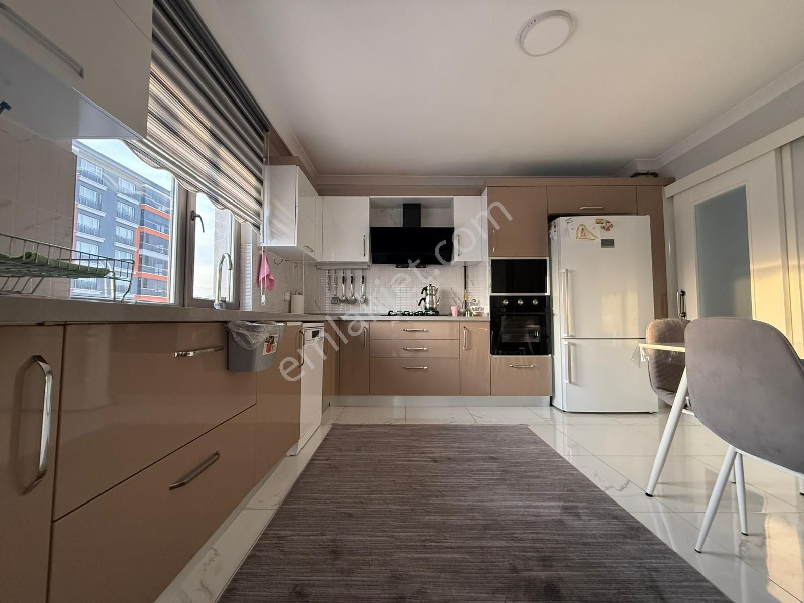 Yenikent Menderes'te 3+1 Şehir Manzaralı 9. Katta Satılık Site Dairesi - Görsel 6