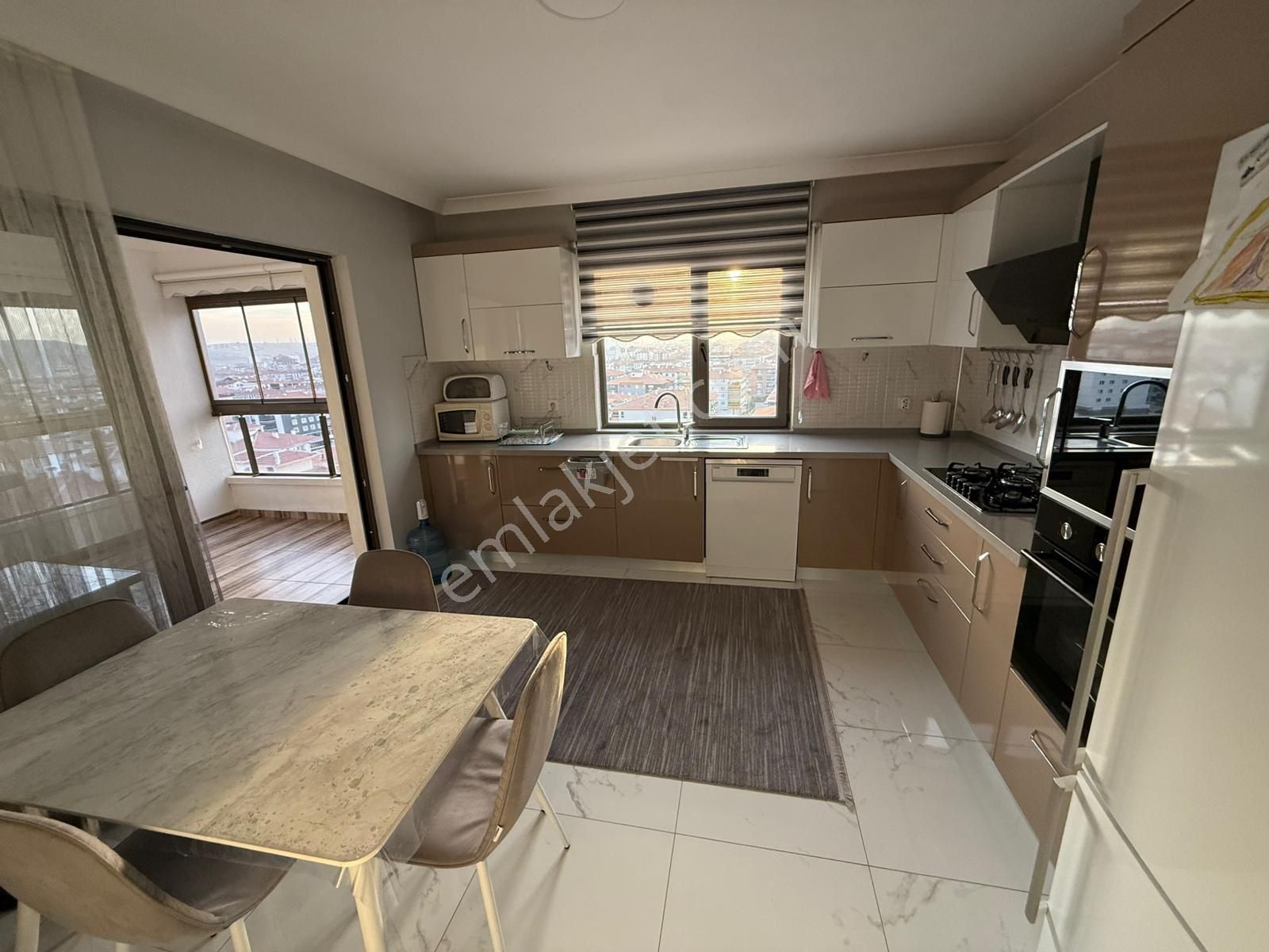 Yenikent Menderes'te 3+1 Şehir Manzaralı 9. Katta Satılık Site Dairesi - Görsel 2