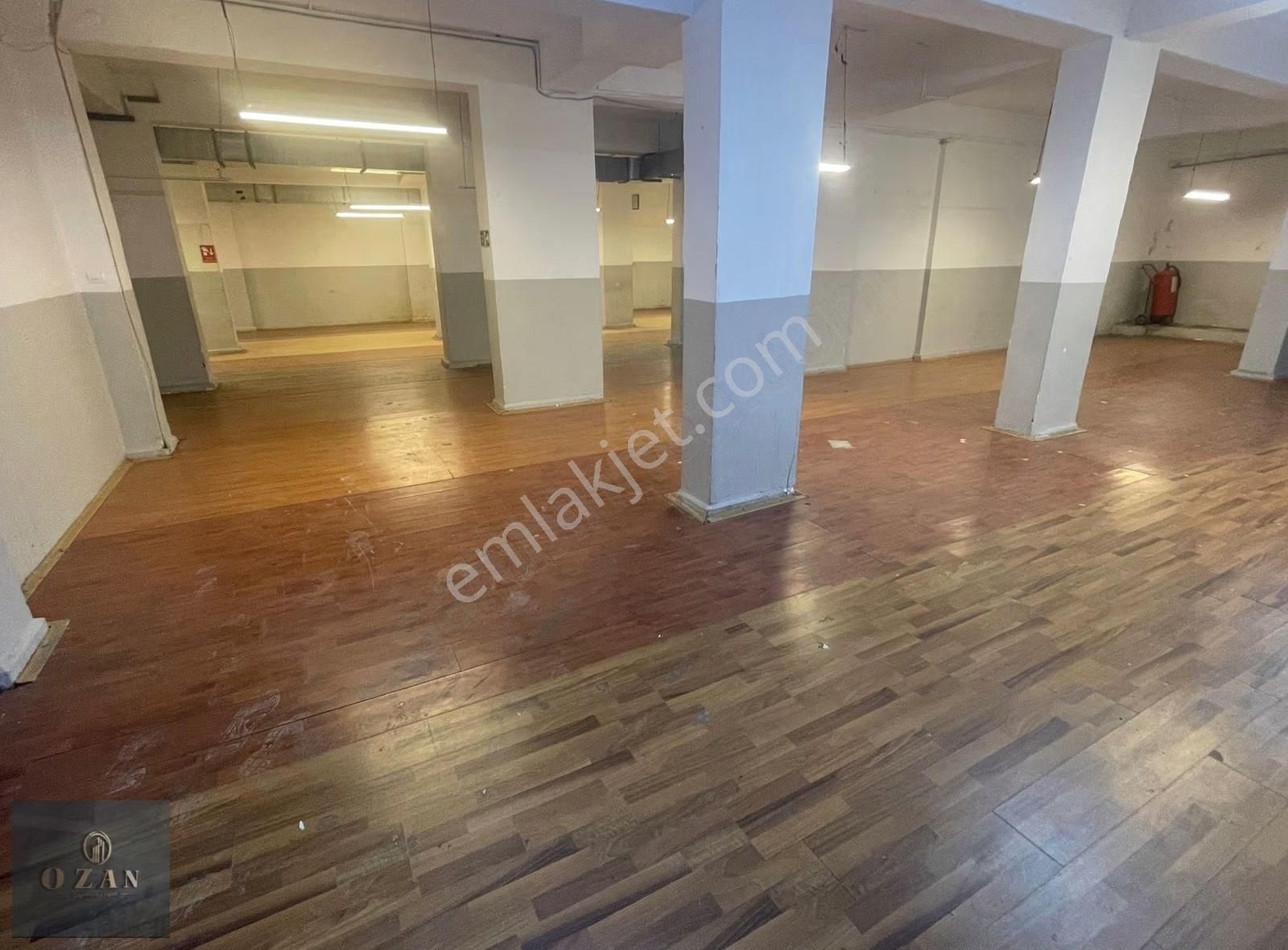 Sefaköy Merkezde Cadde Üzeri 450m2 2 Katlı Bodrum Dükkan - Görsel 18