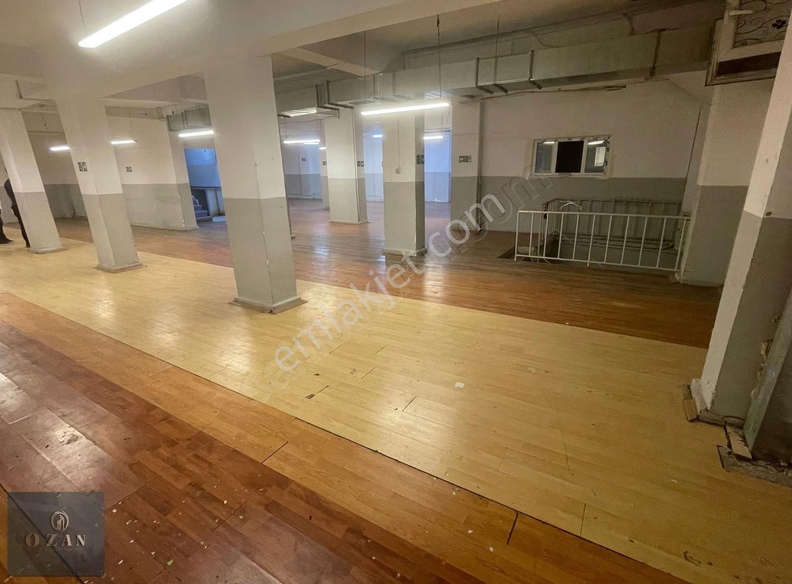 Sefaköy Merkezde Cadde Üzeri 450m2 2 Katlı Bodrum Dükkan - Görsel 14