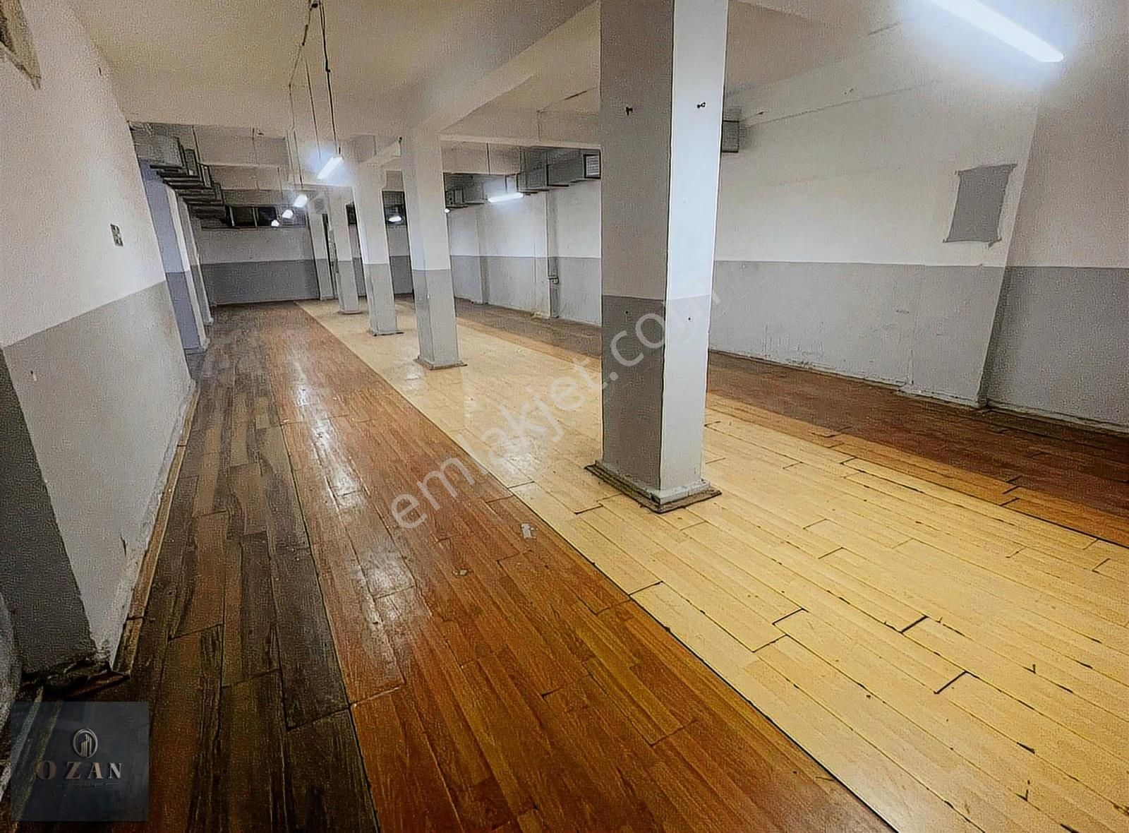 Sefaköy Merkezde Cadde Üzeri 450m2 2 Katlı Bodrum Dükkan - Görsel 16