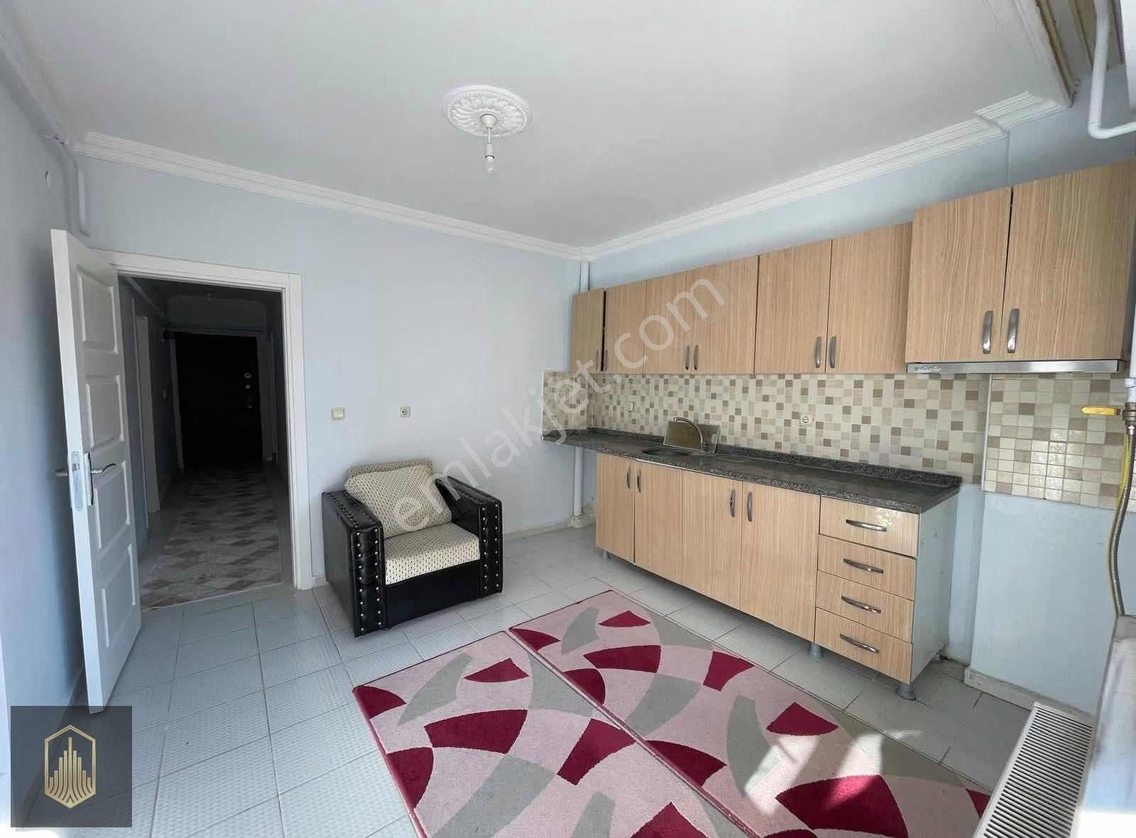 Toprak Gayrimenkul'den 2+1 İstasyon Mah. 95m2 Kiralık Daire