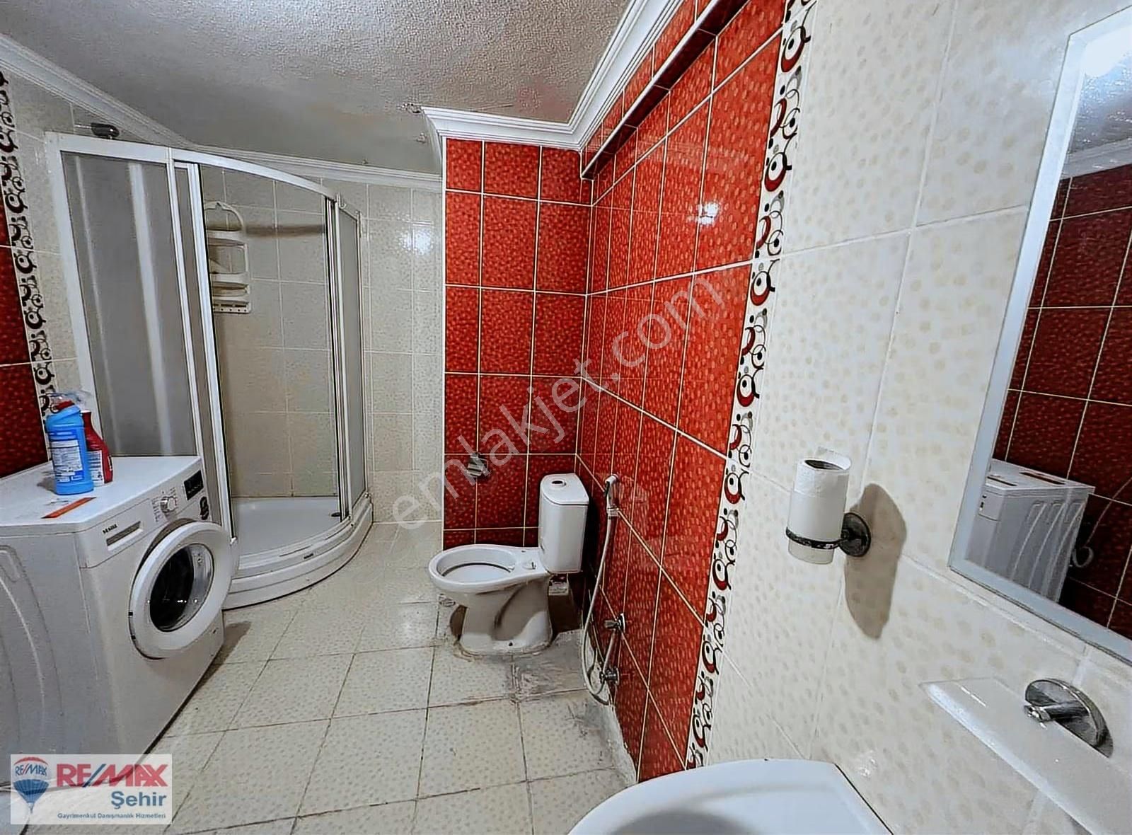 Yalova Bahçelievler Mah. Satılık 150 M² Ara Kat Daire - Görsel 8