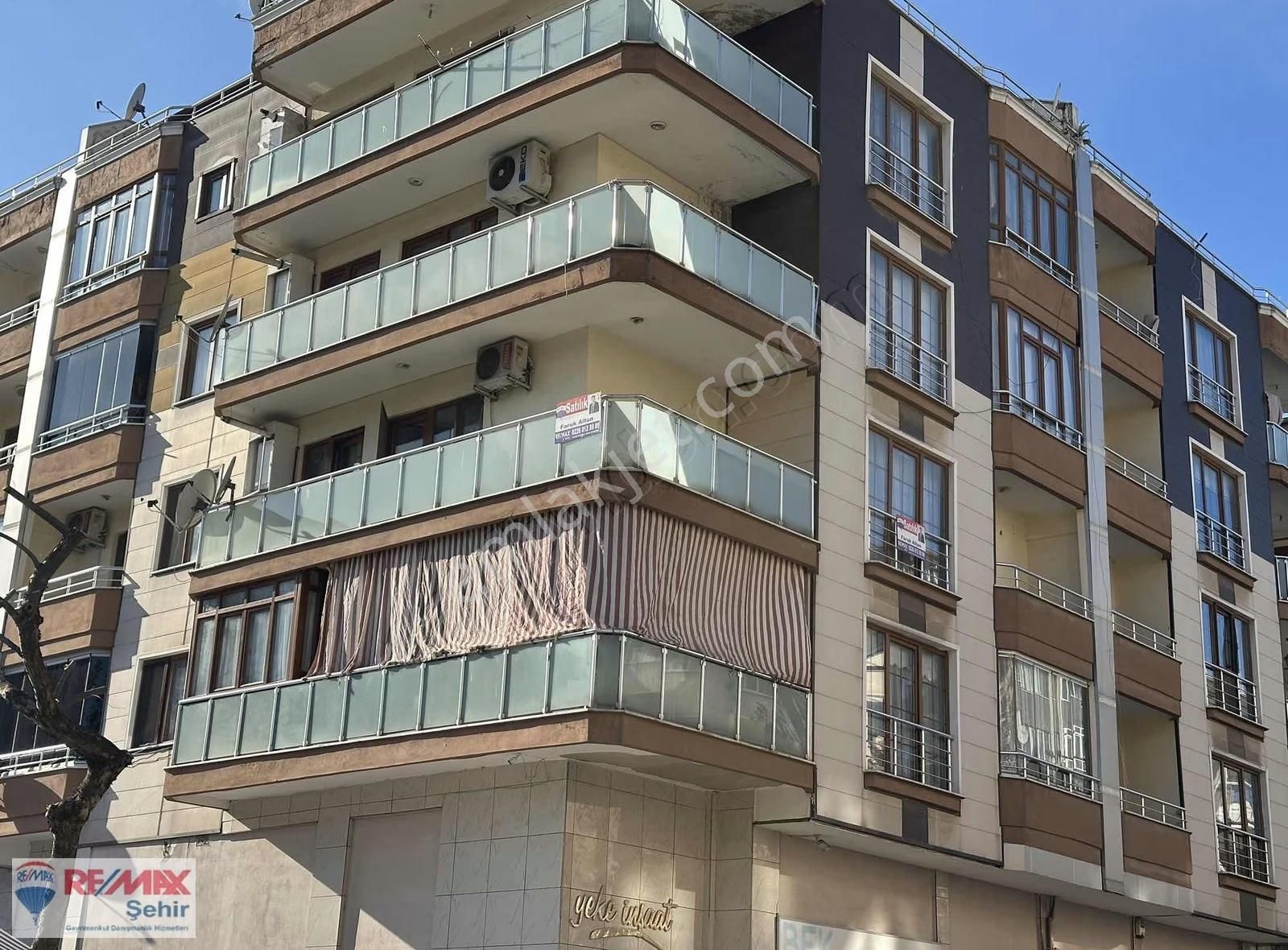 Yalova Bahçelievler Mah. Satılık 150 M² Ara Kat Daire - Görsel 19