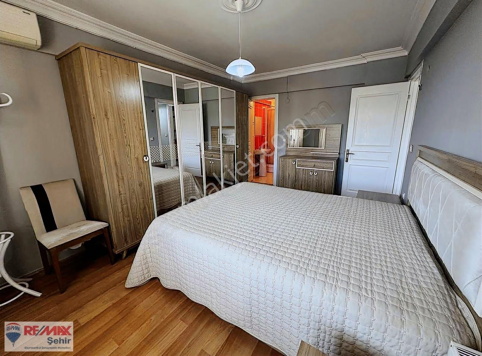 Yalova Bahçelievler Mah. Satılık 150 M² Ara Kat Daire - Görsel 13