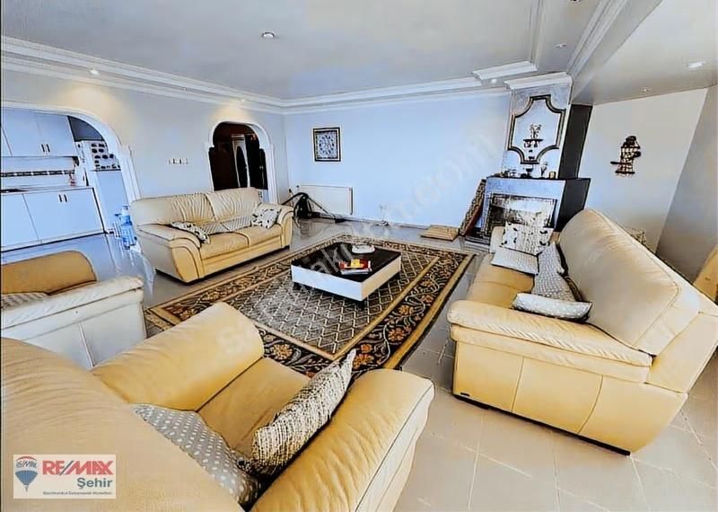 Remax'dan Çınarcık Özenler Sitesinde Eşsiz Deniz Manzaralı Daire - Görsel 4