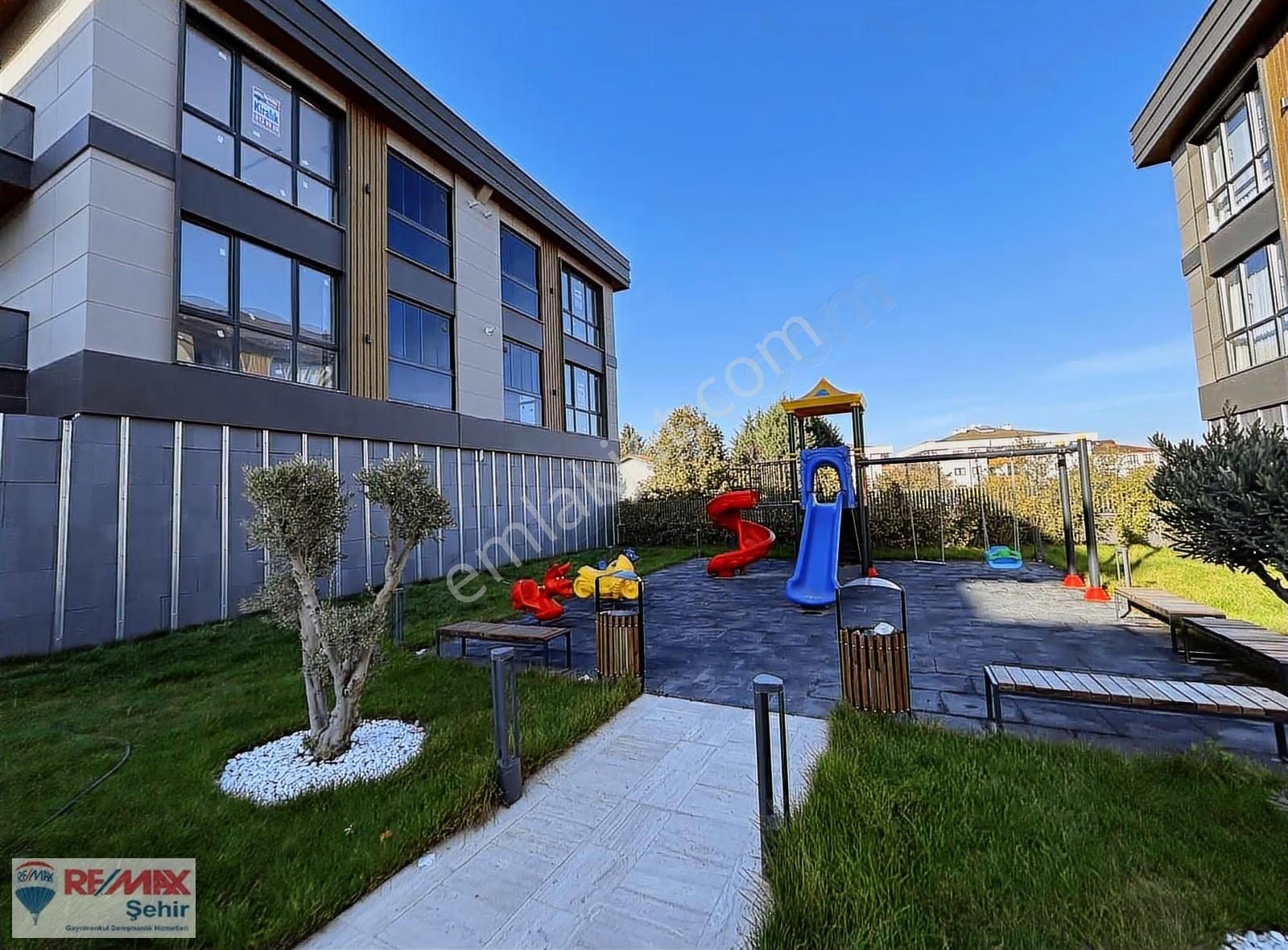 Re/max Şehir'den Yalova Adnan Menderes Mah. Kiralık Daire - Görsel 19