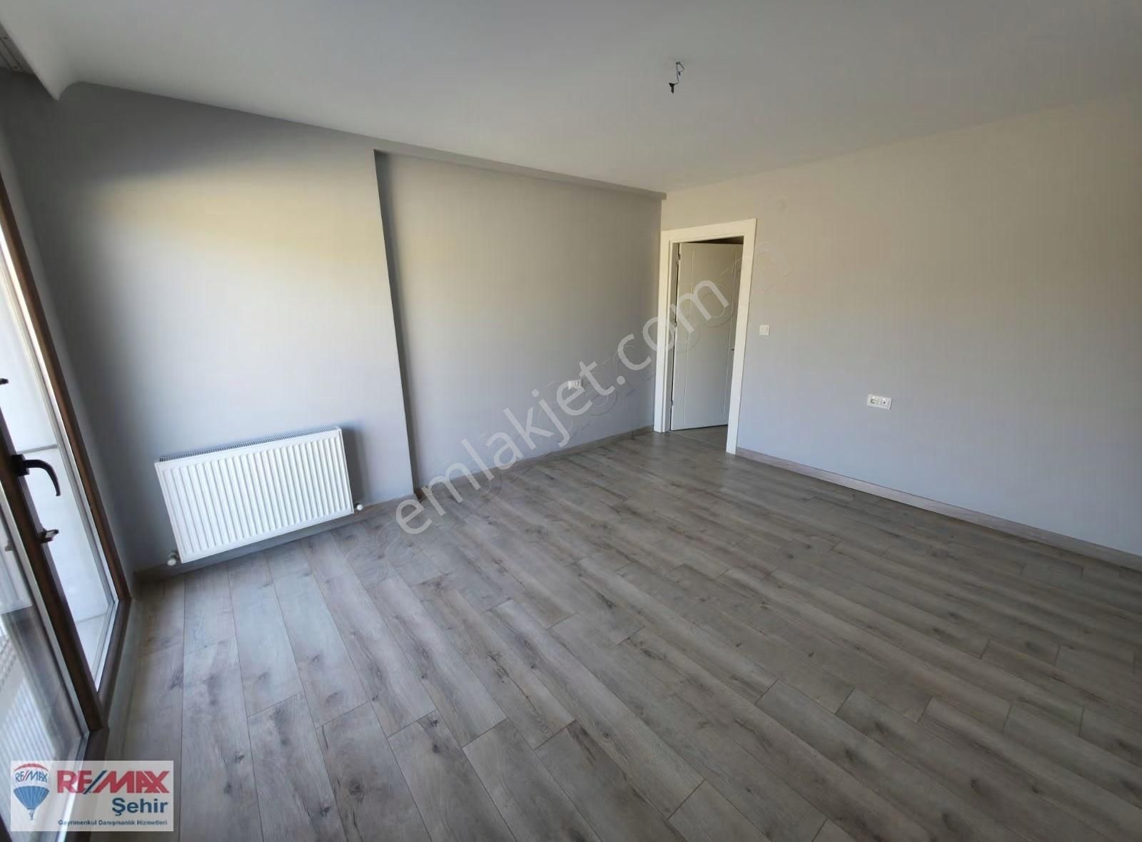 Remax Yalova Asude Vadi Evleri Satılık 3+1 Daire - Görsel 3