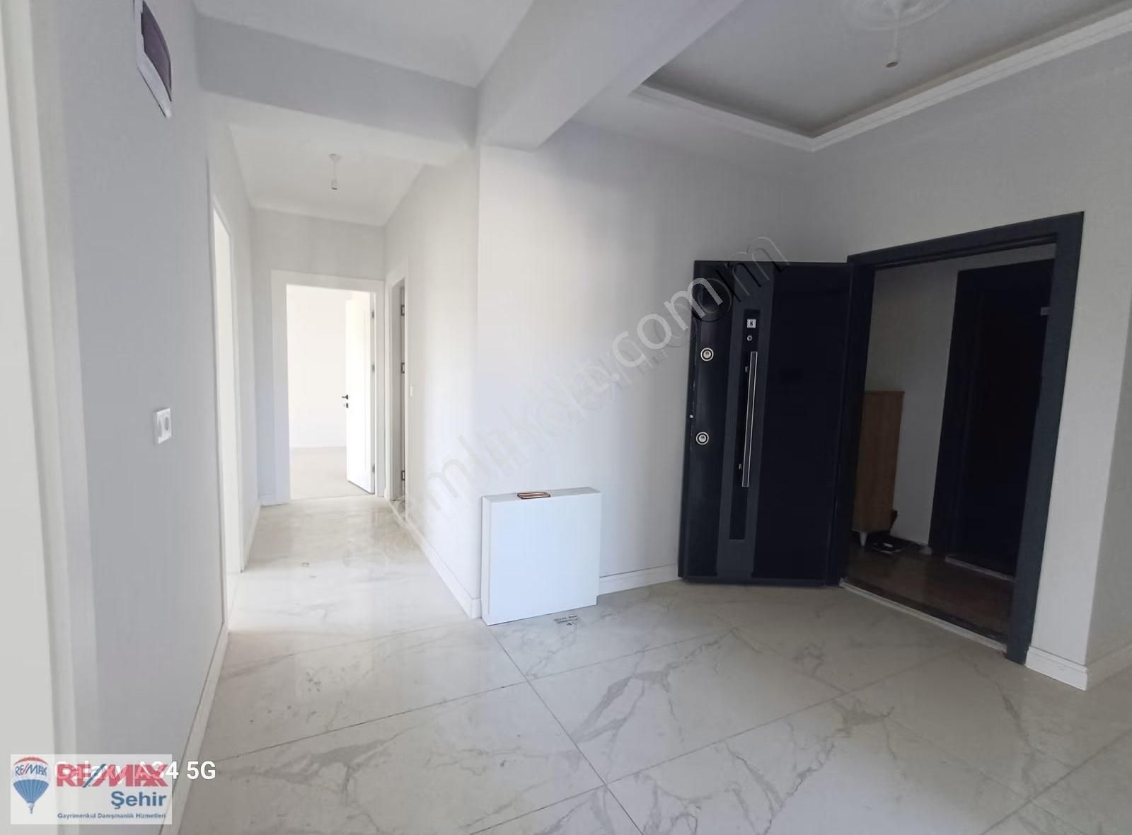 Remax Şehir Den Safran Yoluna Cephe Sıfır 3+1 Daire - Görsel 4