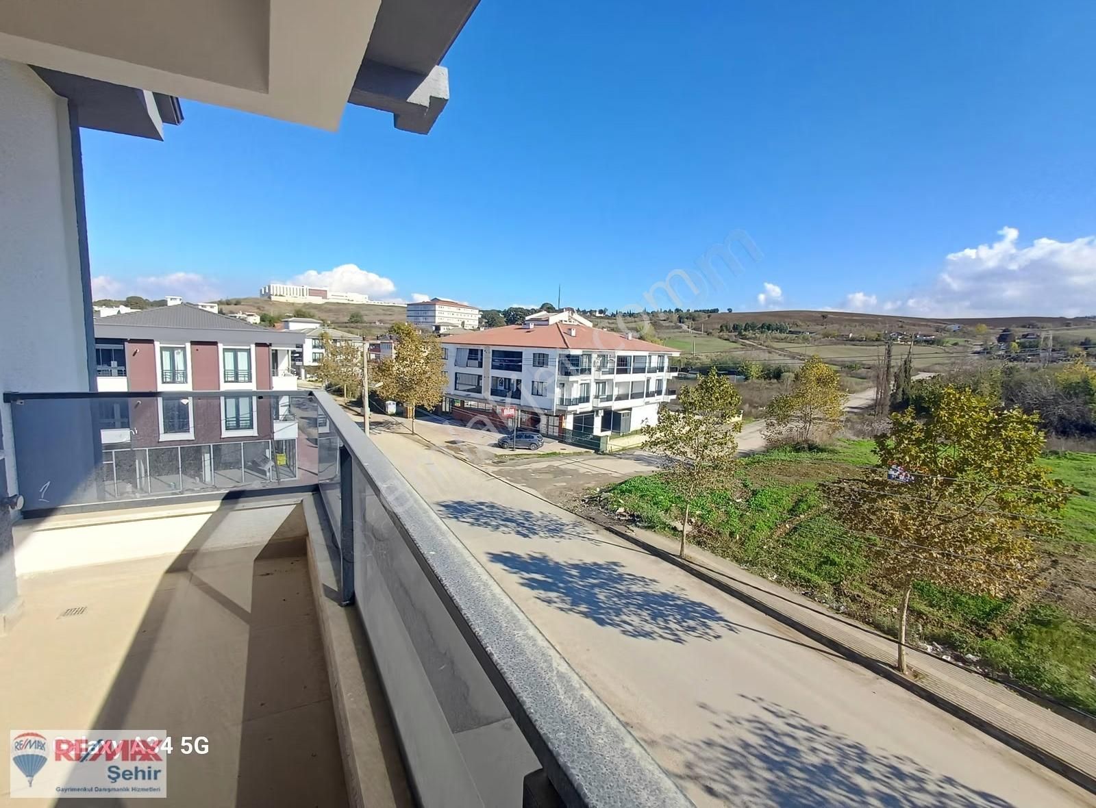 Remax Şehir Den Safran Yoluna Cephe Sıfır 3+1 Daire - Görsel 9