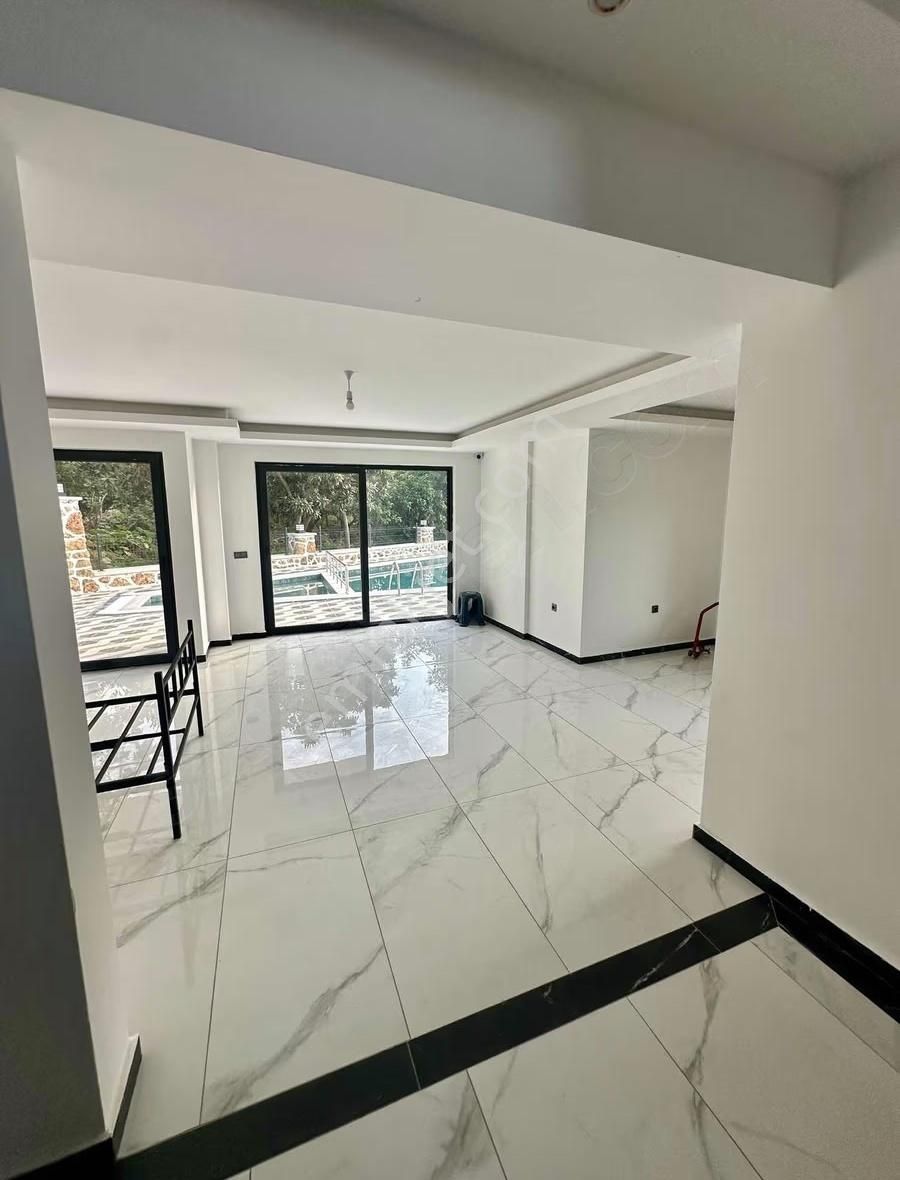 Alanya Obada İskanlı 1+1 Sıfır Daire - Görsel 10