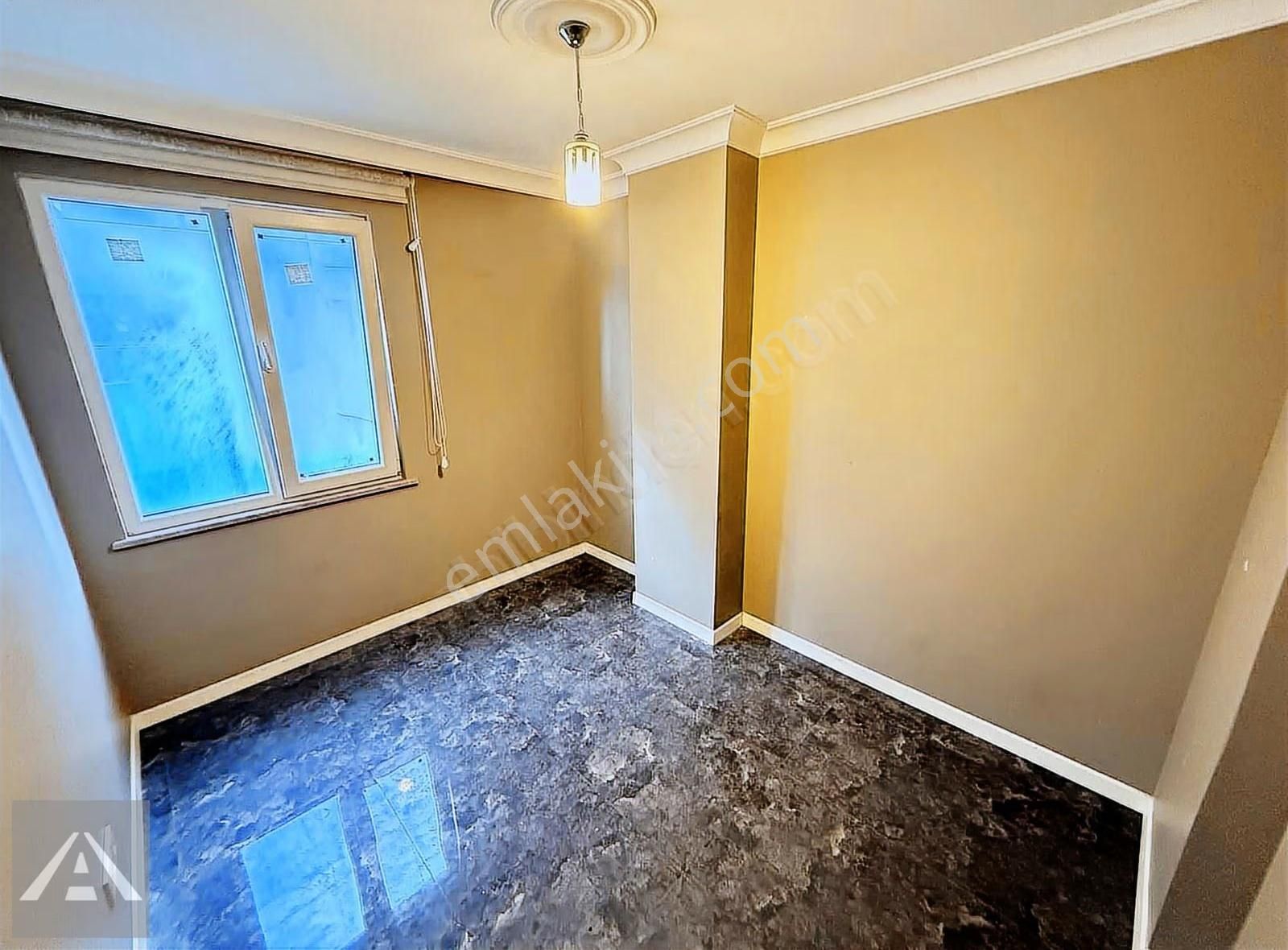 Maltepe Minibüs Yolu Üzerinde Arakat 3+1 Daire - Görsel 3