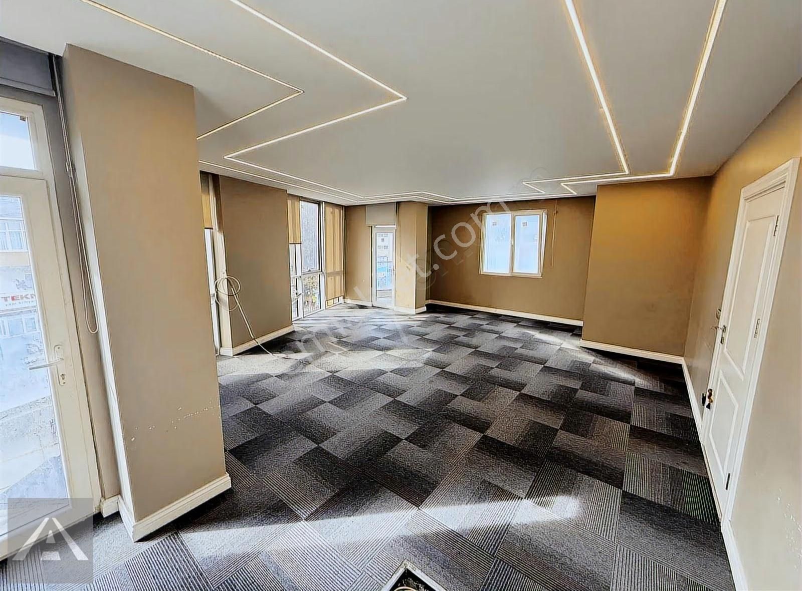 Maltepe Minibüs Yolu Üzerinde Arakat 3+1 Daire - Görsel 14