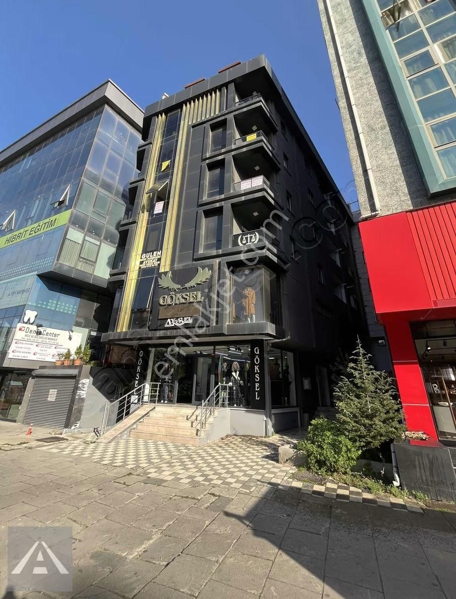 Maltepe Minibüs Yolu Üzerinde Arakat 3+1 Daire - Görsel 2