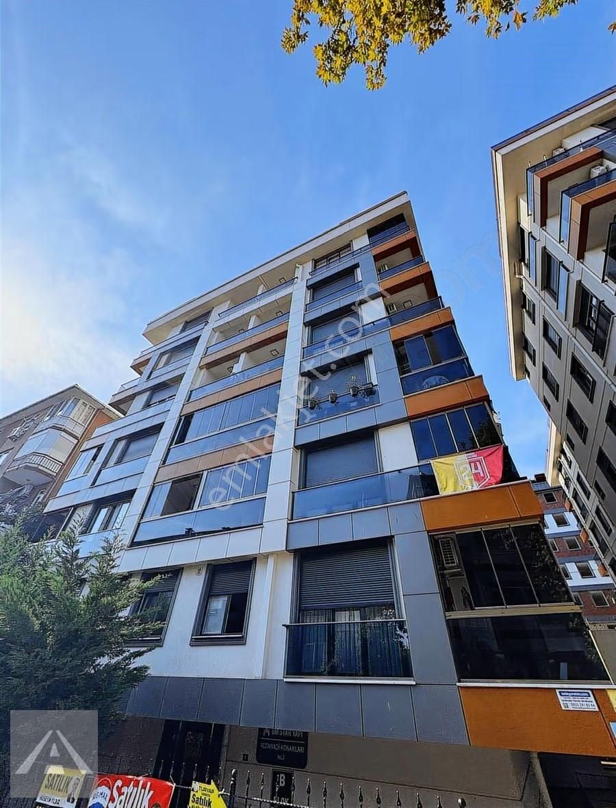 Altıntepede 6 Yıllık Binada Katta Balkonlu Boş Emsalsiz 1+1 - Görsel 25