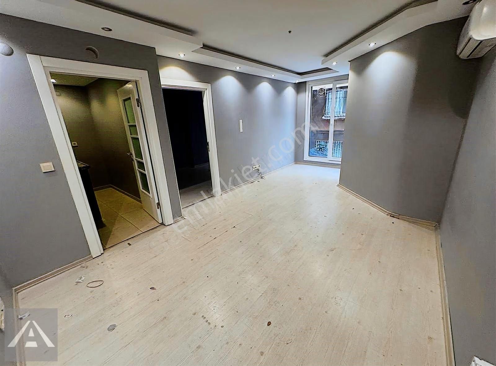 Altıntepede 6 Yıllık Binada Katta Balkonlu Boş Emsalsiz 1+1 - Görsel 11