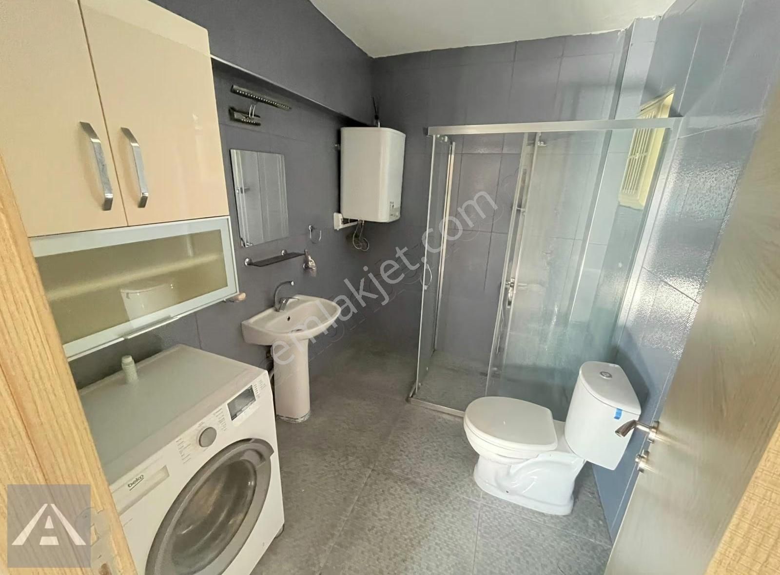 Orhantepe Sahilde Çift Balkonlu Geniş Eşyalı 3+1 - Görsel 10