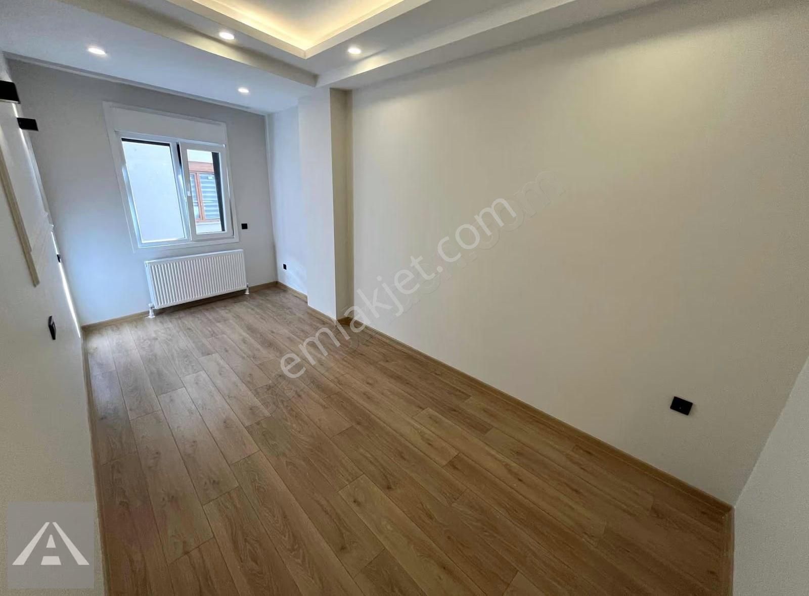 Altıntepe'nin Ulaşıma Kolay Konumunda Ön Cephe Katta 3+1! - Görsel 17