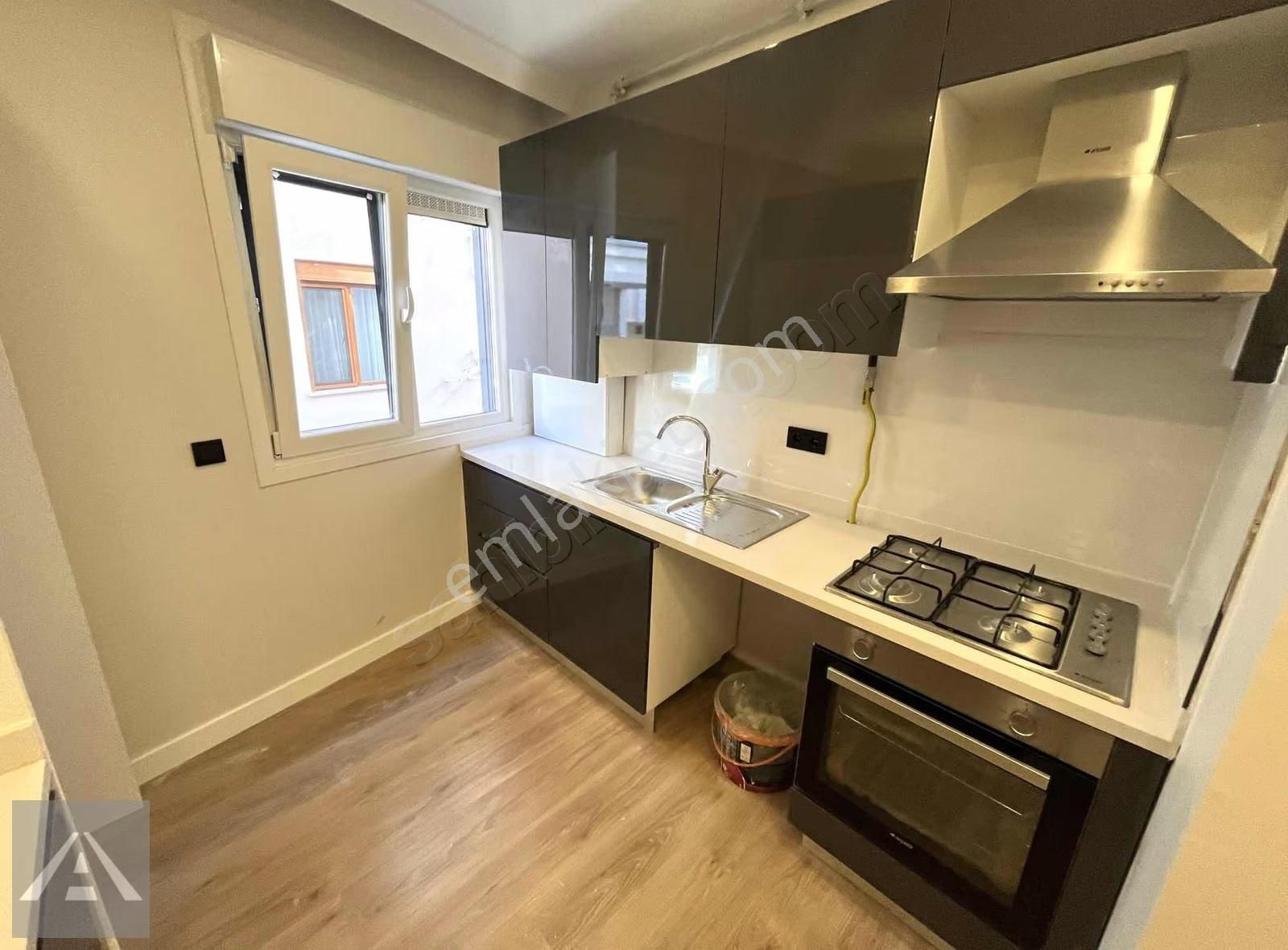 Altıntepe'nin Ulaşıma Kolay Konumunda Ön Cephe Katta 3+1! - Görsel 13