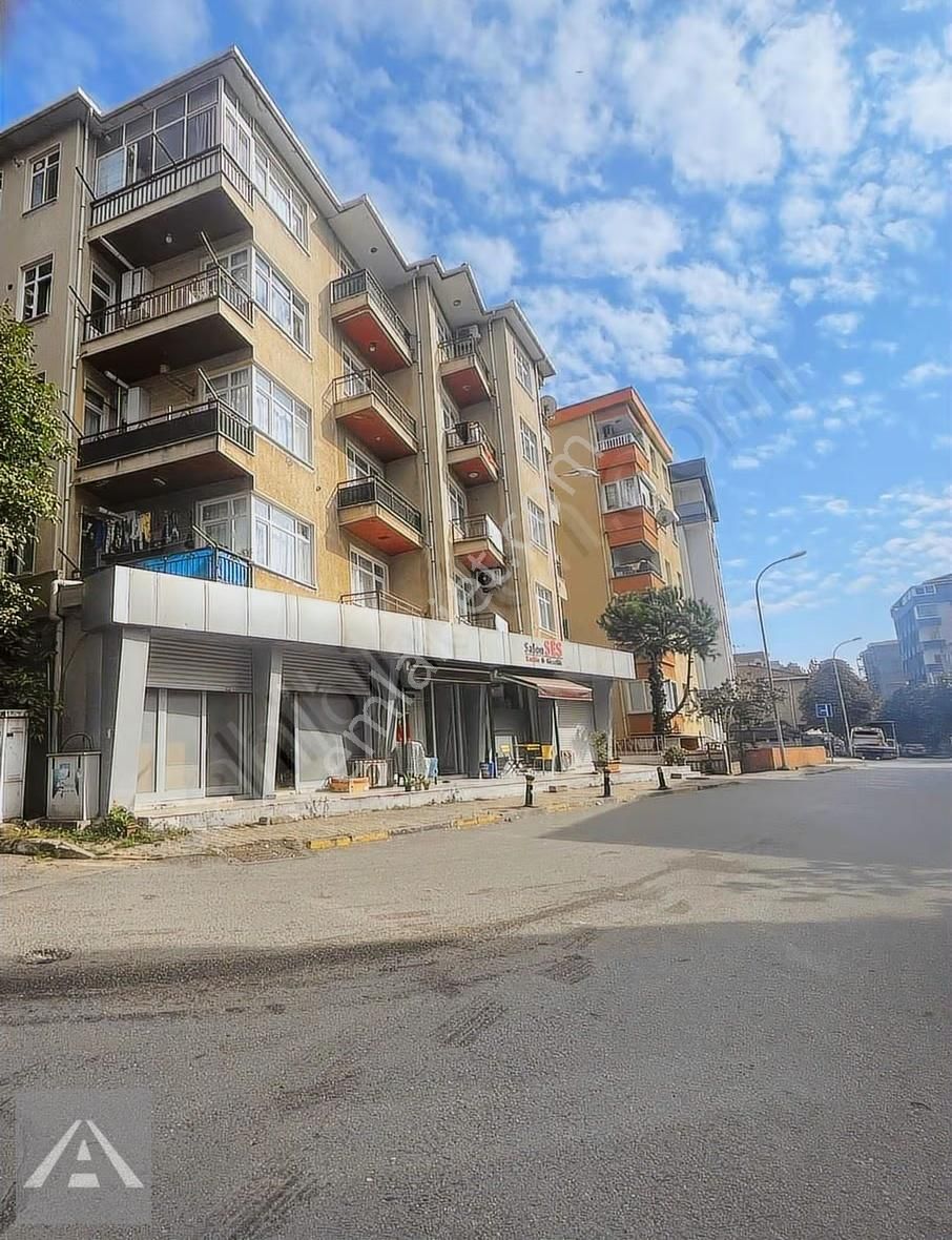 Maltepe Altayçeşme'de Minibüs Yoluna Yakın Düz Ayak 40 M2 Dükkan - Görsel 6