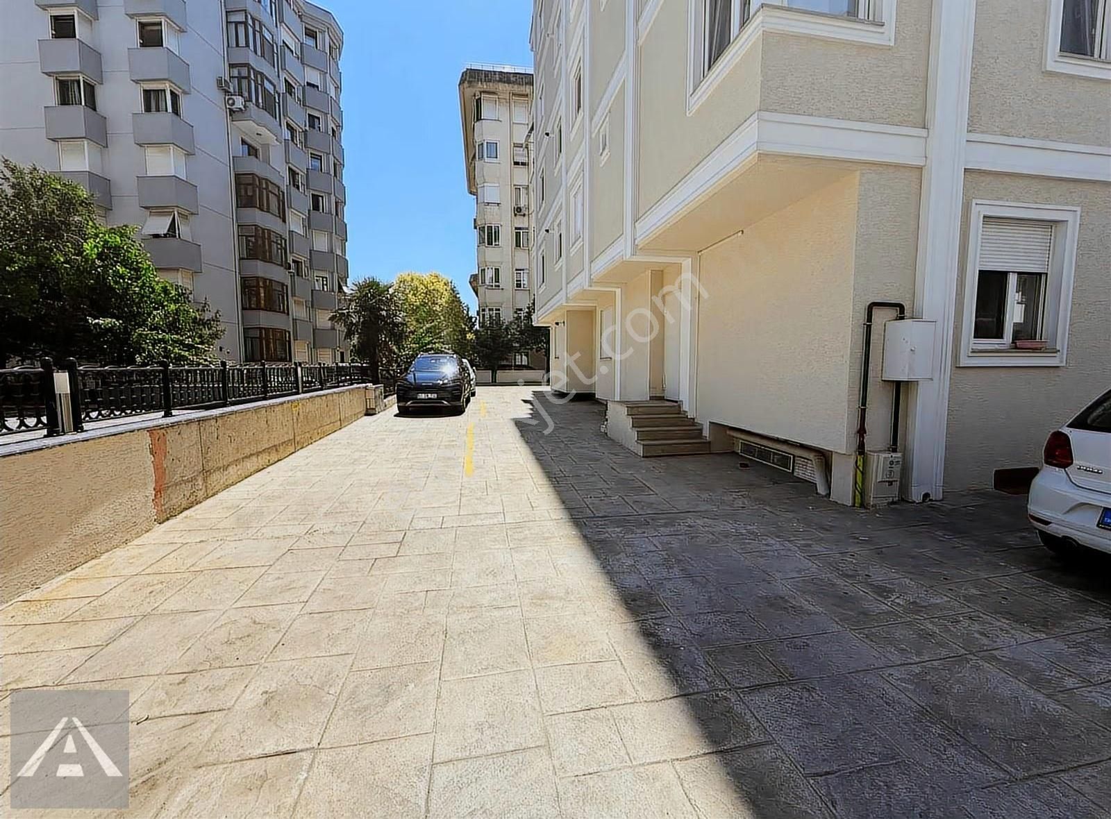 Yalıda Sahile 2. Bina Lebi Derya Deniz Manzaralı 4+2 Dubleks - Görsel 18