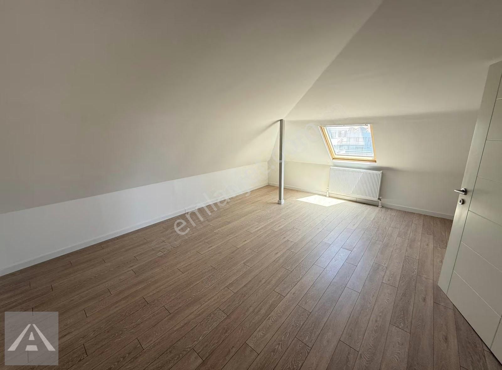 Yalıda Sahile 2. Bina Lebi Derya Deniz Manzaralı 4+2 Dubleks - Görsel 28