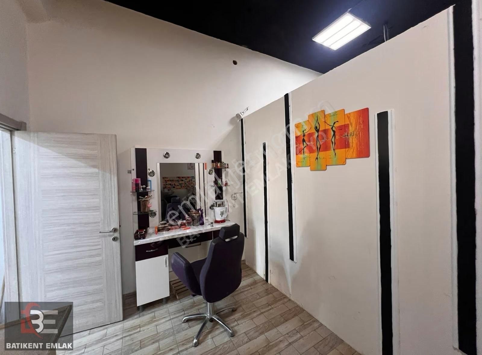 Batıkent Emlak'tan İlkyerleşim Mah Çınar Çarsısı Yapılı Dükkan - Görsel 6