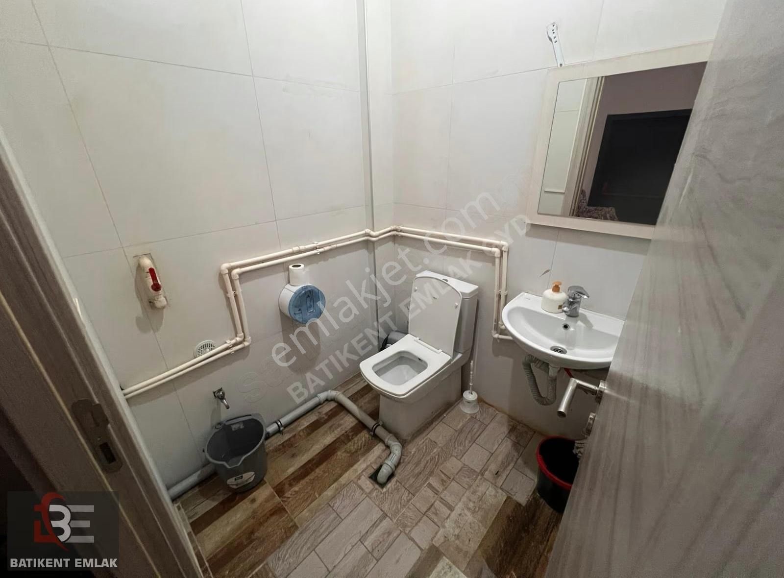 Batıkent Emlak'tan İlkyerleşim Mah Çınar Çarsısı Yapılı Dükkan - Görsel 25