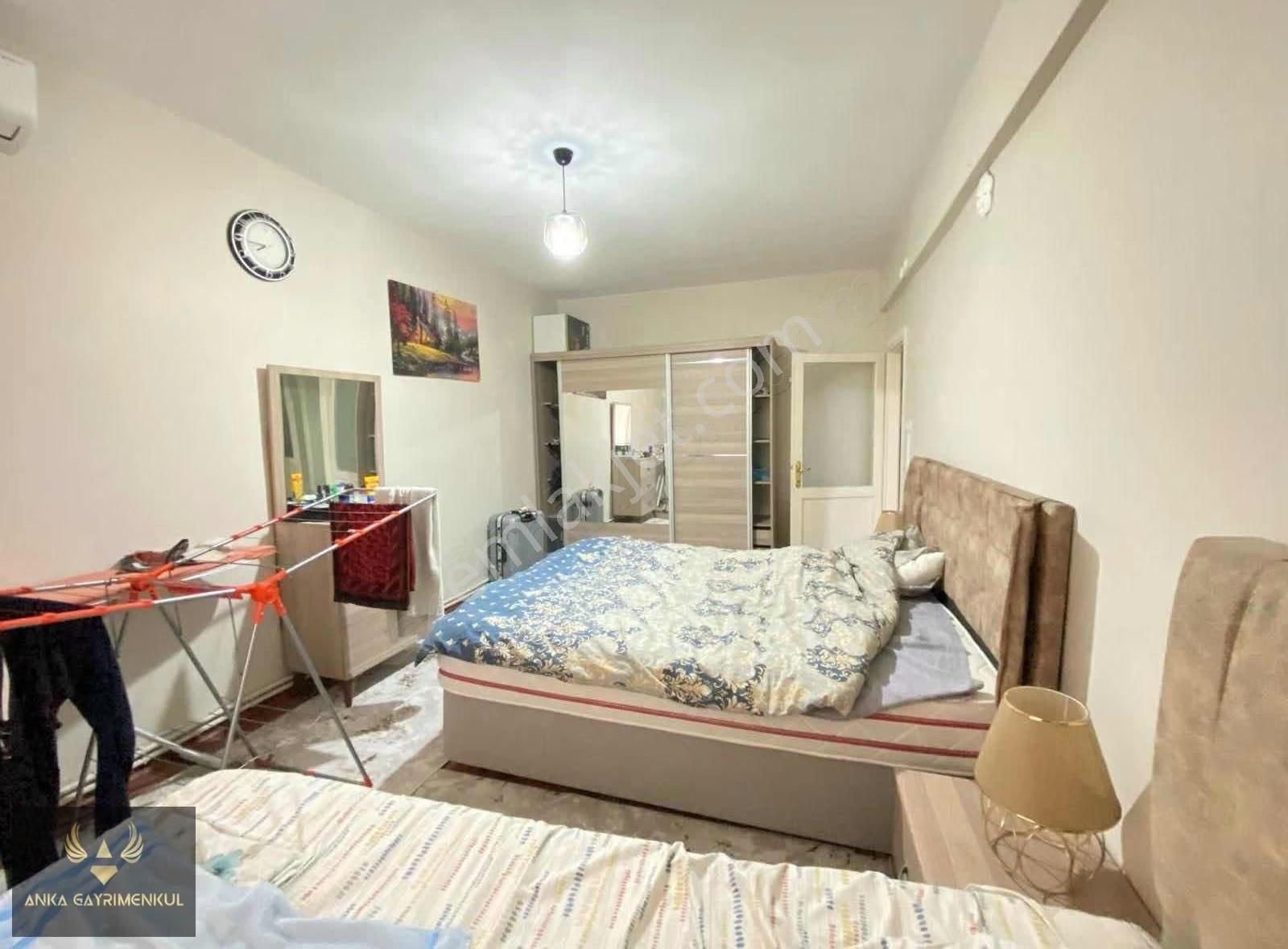 3 + 1 Satılık Daire Kiracı Siz Metrobüs İki Dakka - Görsel 6