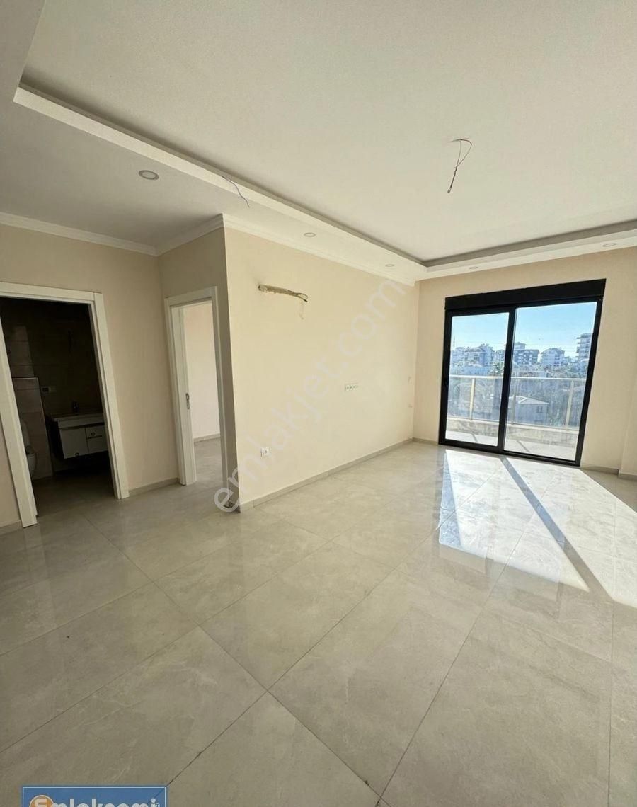 Alanya Avsallarda Merkezi Konumda Deniz Manzaralı 1+1 Satılık Daire ! - Görsel 12