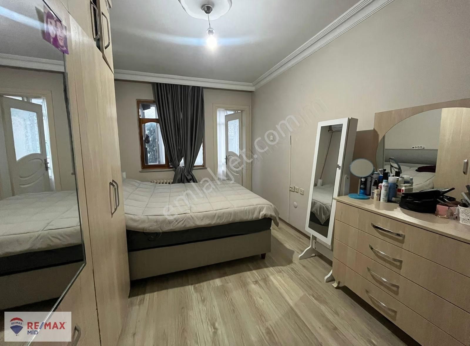 Remax Mıd Ofsınden Bahçelievlerde 2+1 Satılık Daire - Görsel 3