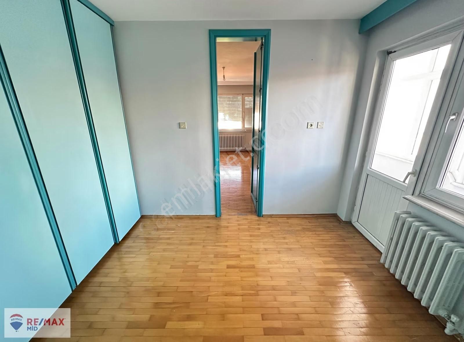 Remax Mid'den Tolun Apartmanı'nda 3+1 Kiralık Daire - Görsel 12