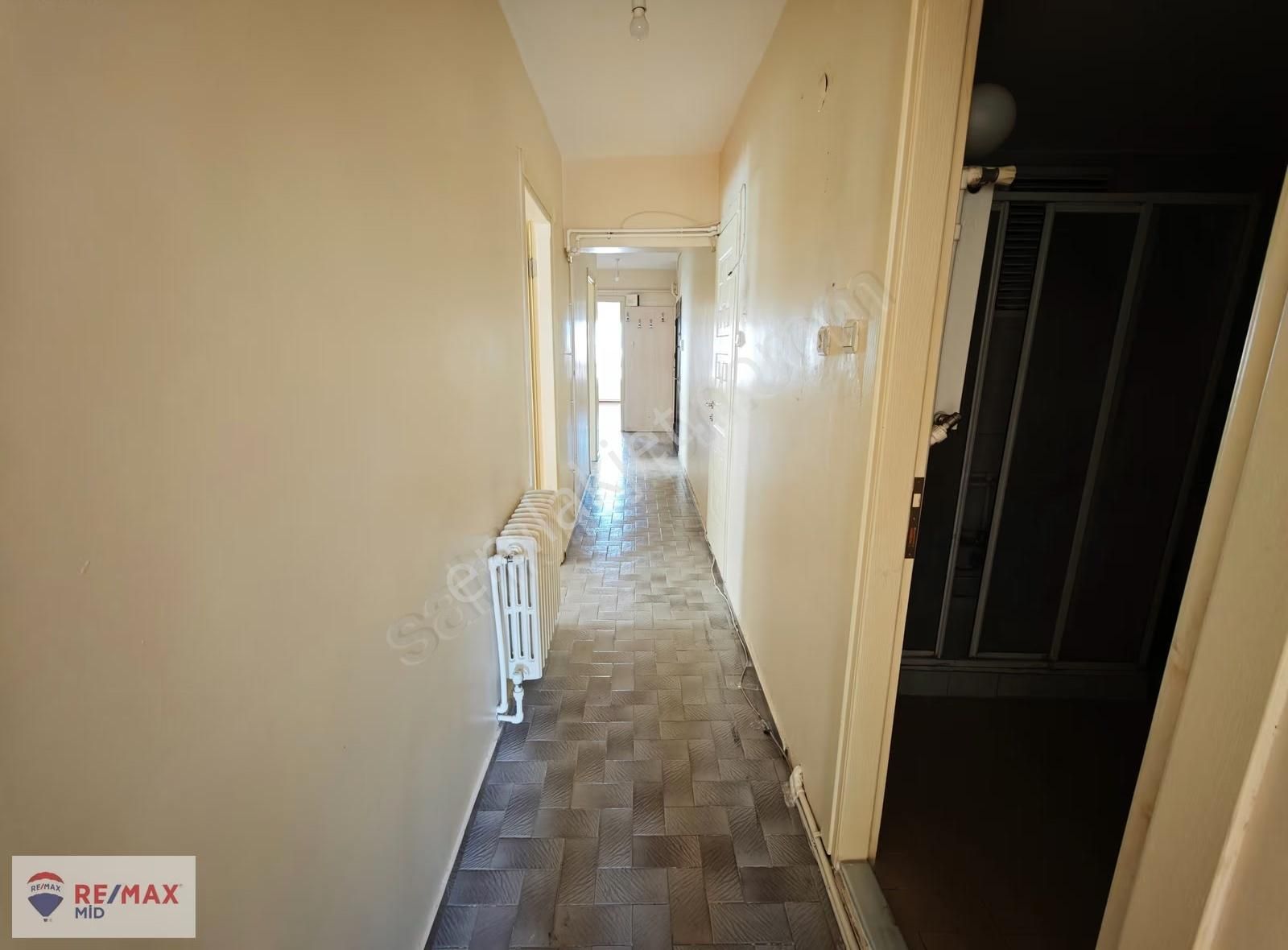 Remax Mıd - Gazi Bulvarında 3+1 Arakat Kiralık Daire - Görsel 30