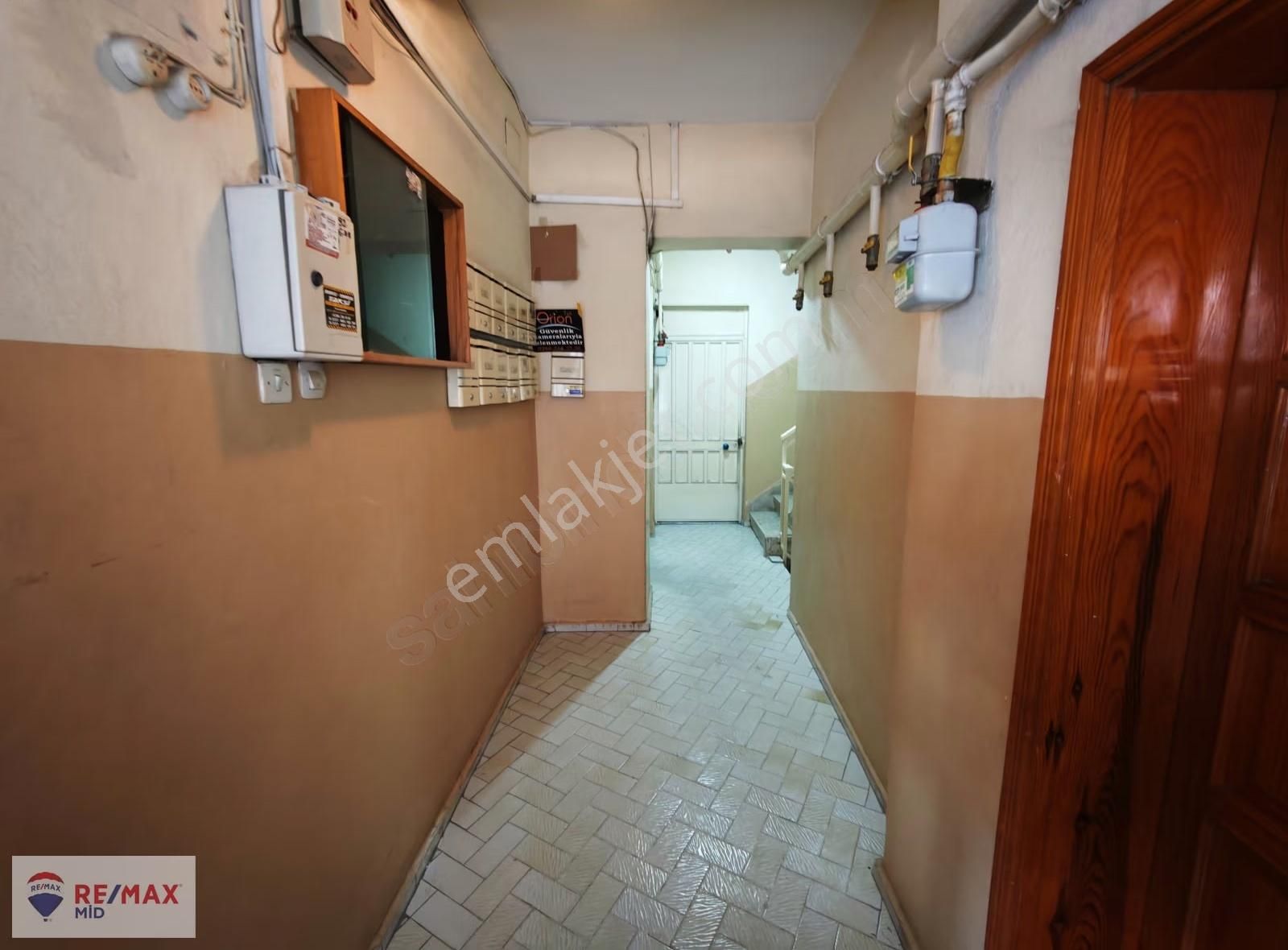 Remax Mıd - Gazi Bulvarında 3+1 Arakat Kiralık Daire - Görsel 18