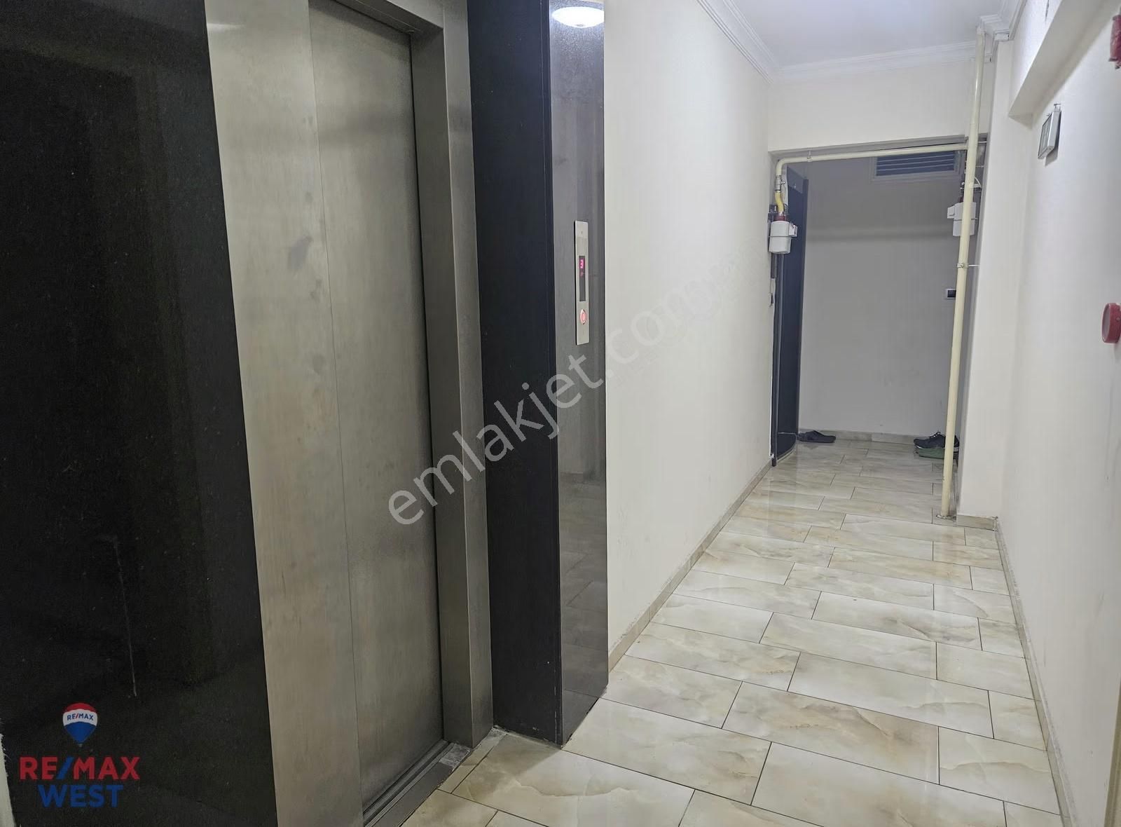 Karşıyaka Şemikler'de Geniş Ve Lüks Satılık 3+1 Daire - Görsel 12