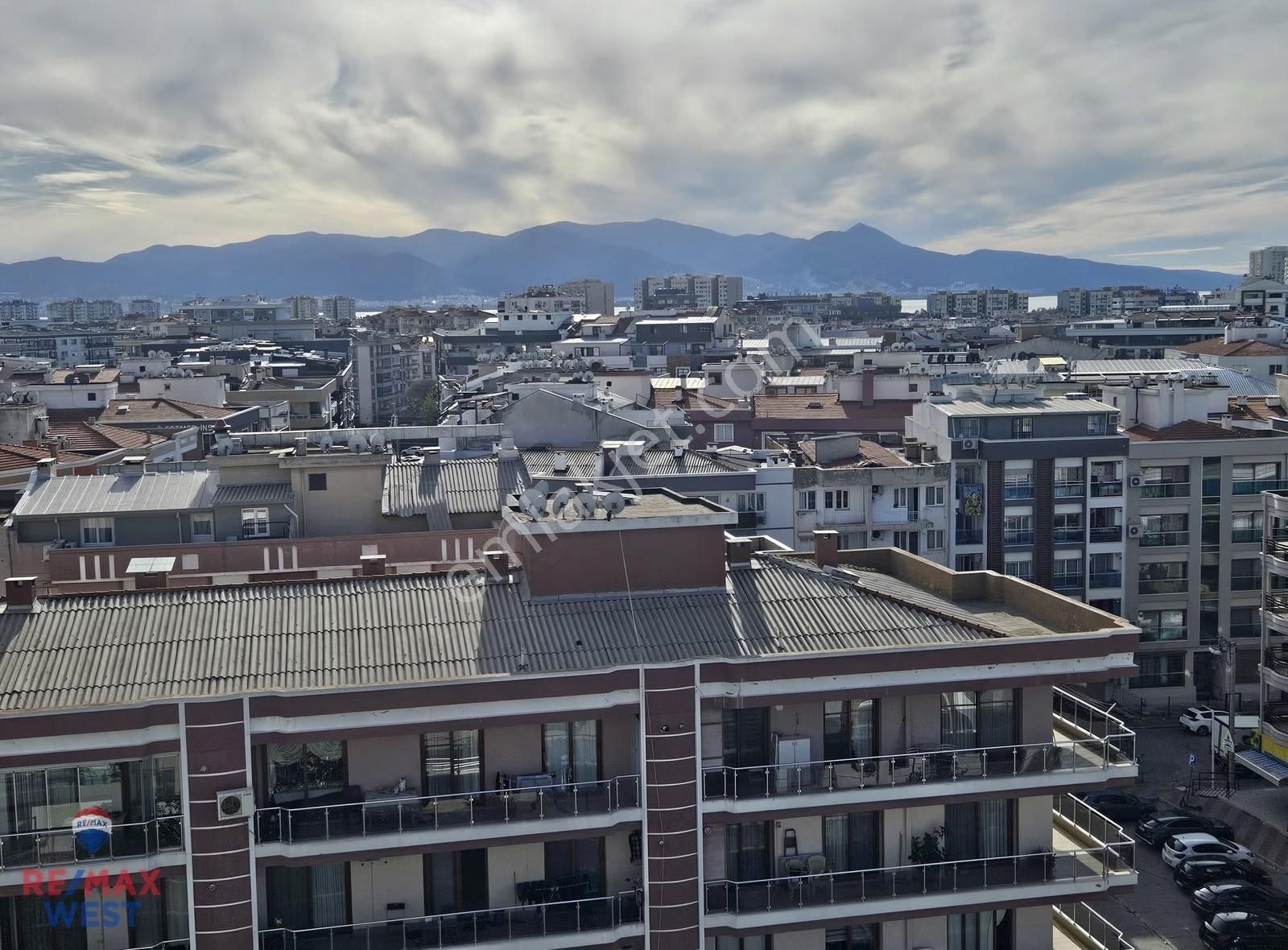 Karşıyaka Şemikler'de Geniş Ve Lüks Satılık 3+1 Daire - Görsel 13