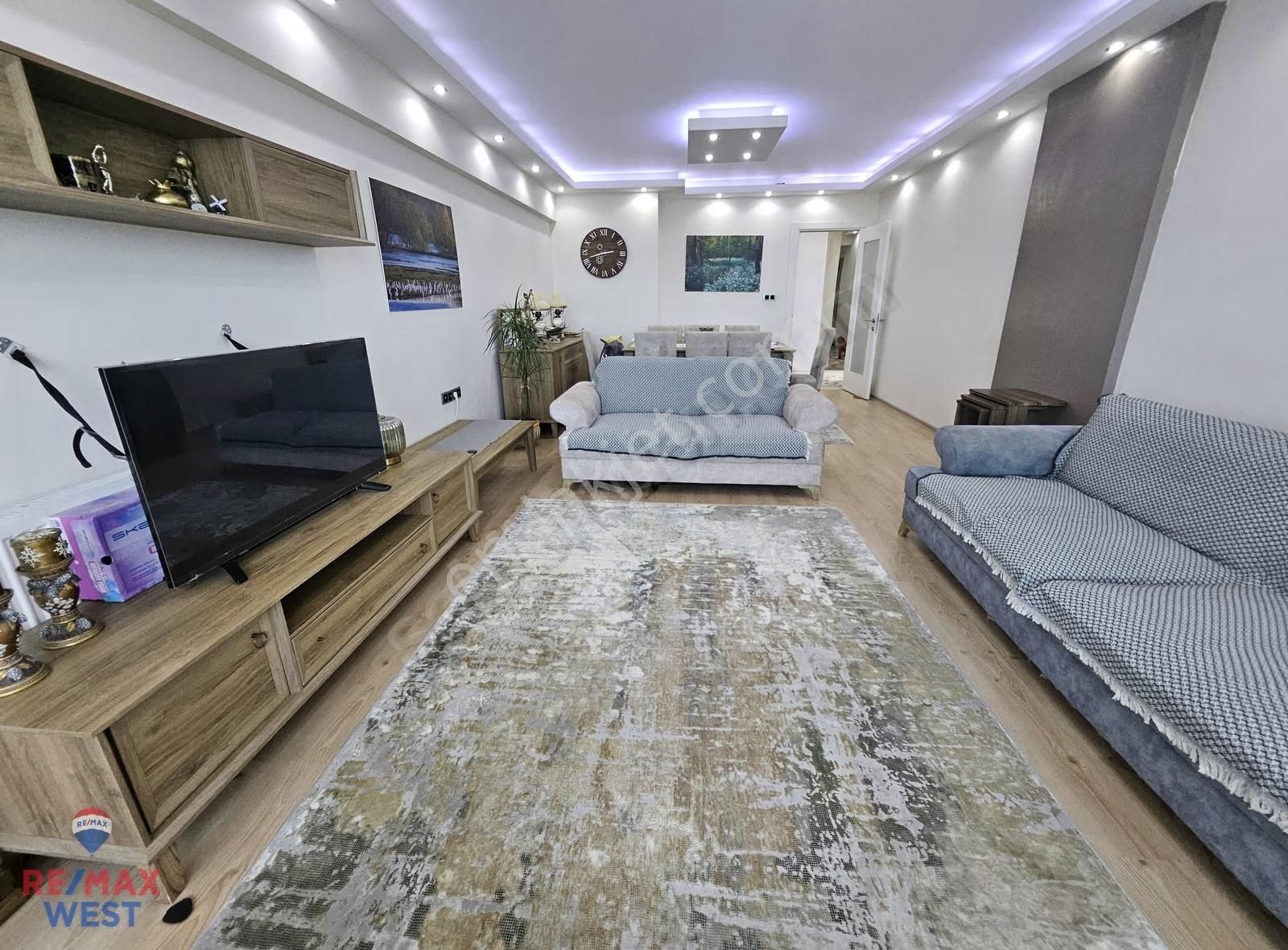 Karşıyaka Şemikler'de Geniş Ve Lüks Satılık 3+1 Daire - Görsel 3