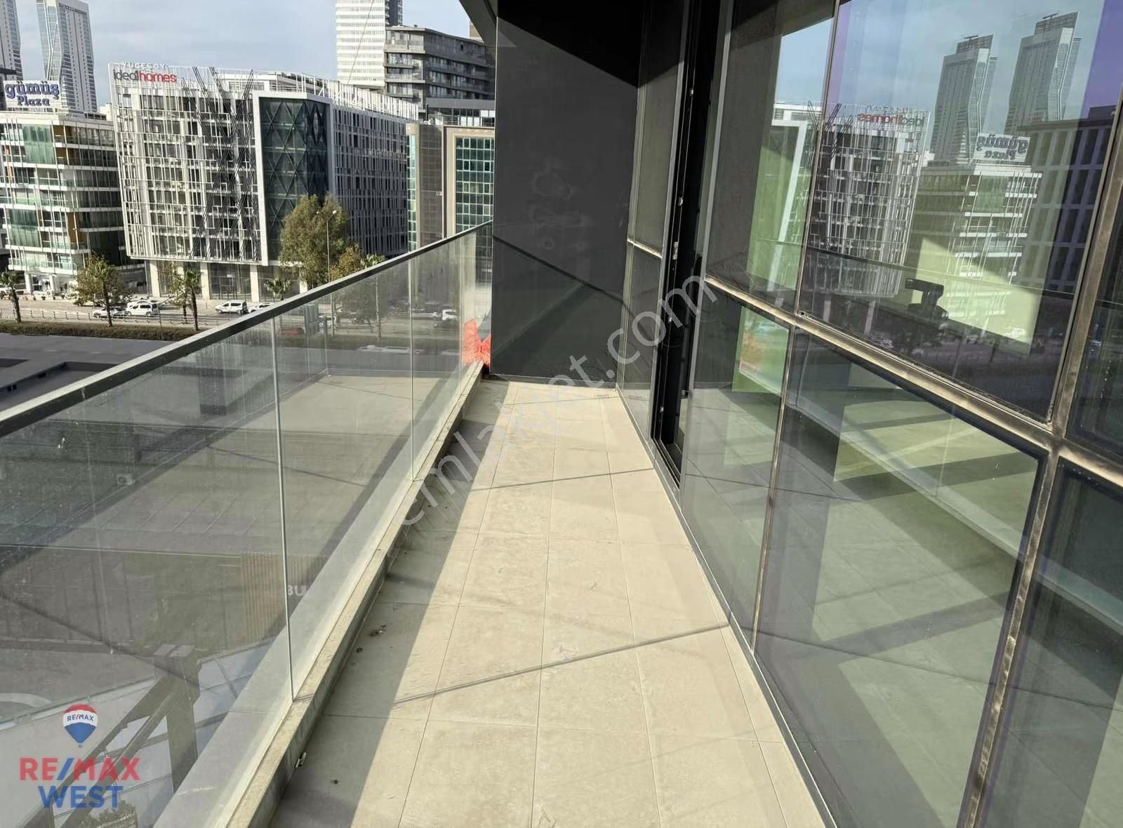 Folkart Time Da Geniş Balkonlu Satılık 1+1 Ofis - Görsel 17