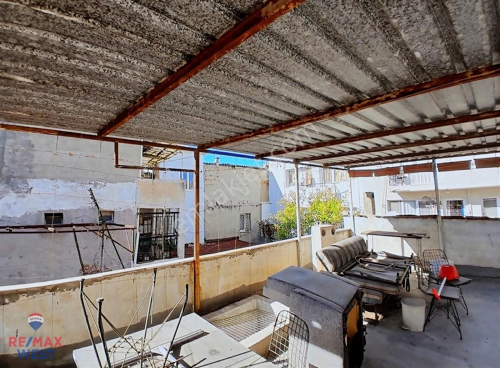 İzmir Konak Tatar Mahallesinde Müstakil Satılık Rumevi - Görsel 8