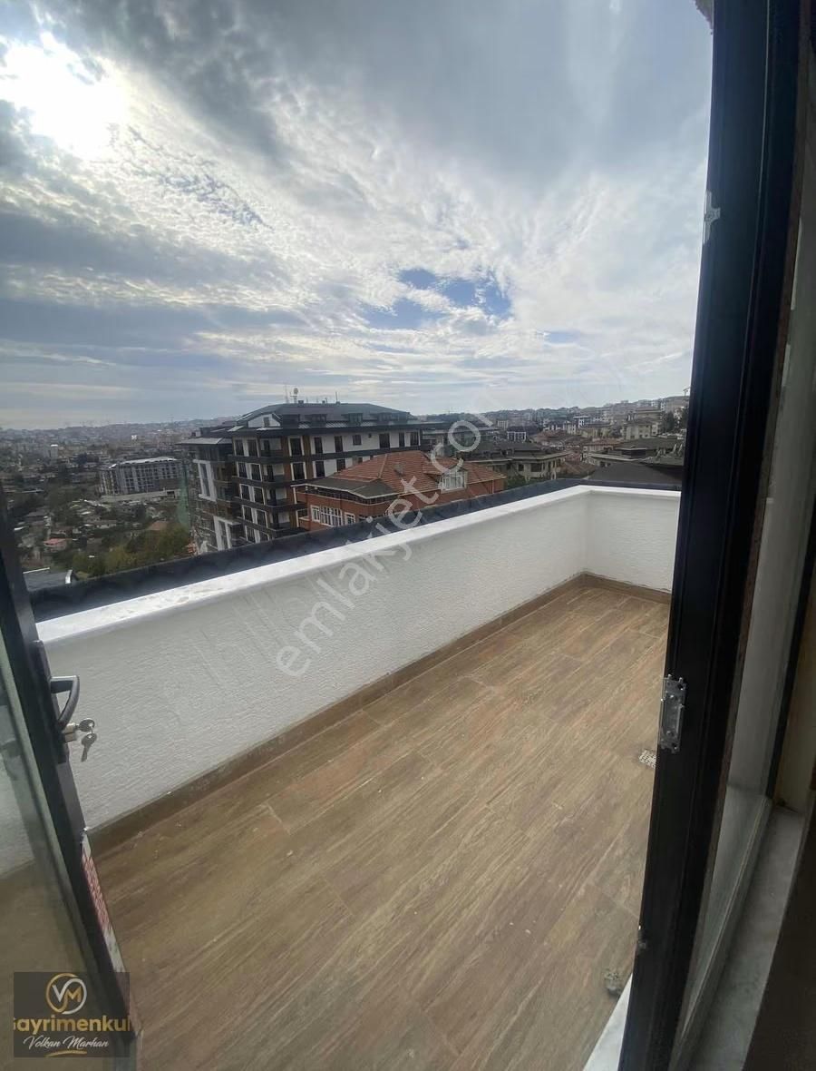 Çengelköy Bahçelievlerde Güvenlikli Sitede Geniş 5+2 Dubleks - Görsel 20