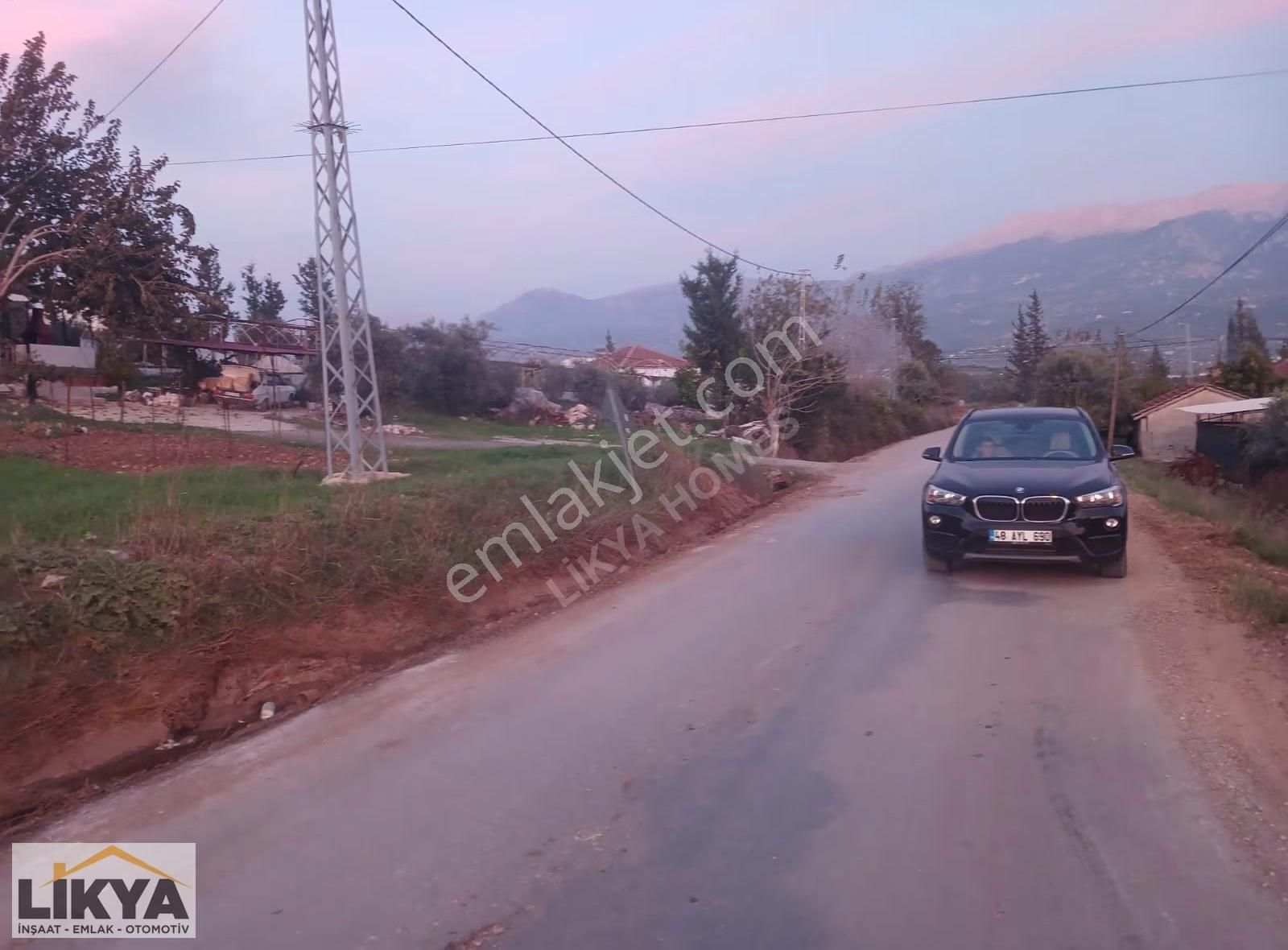 Seydikemer Çaltıözü'nde Satılık 988 M2 Tarla - Görsel 5