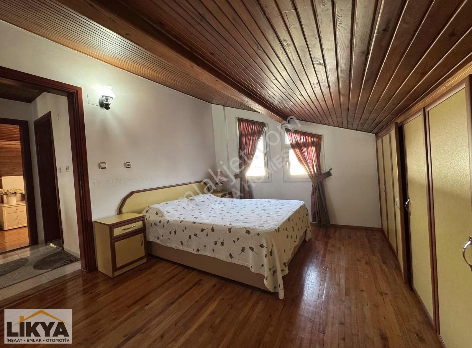 Merkezi Konumda Geniş M2 3+1 Eşyalı Kiralık Daire - Görsel 15