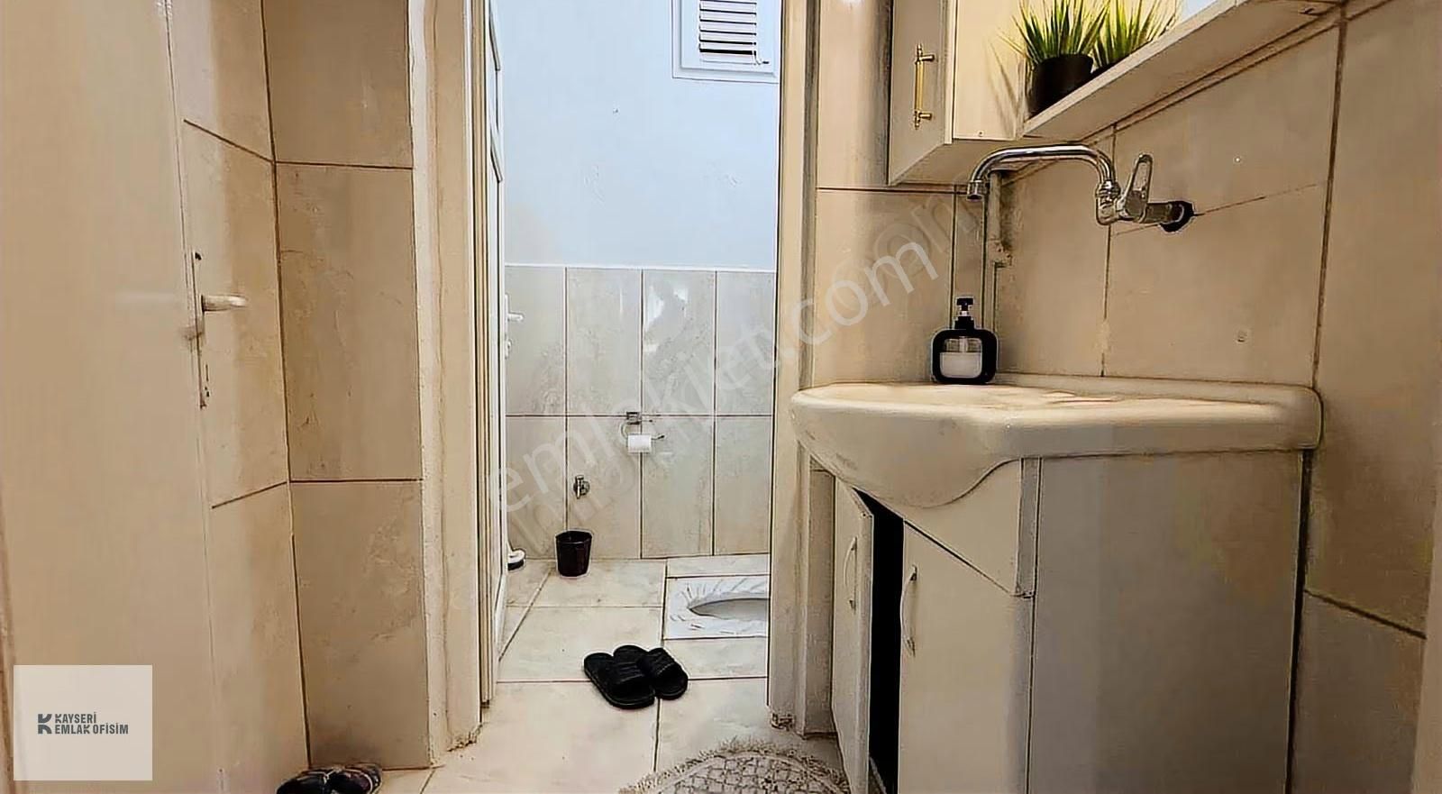 Emlak Ofisimden Hürriyet Mah 3+1 Yapılı Daire - Görsel 8