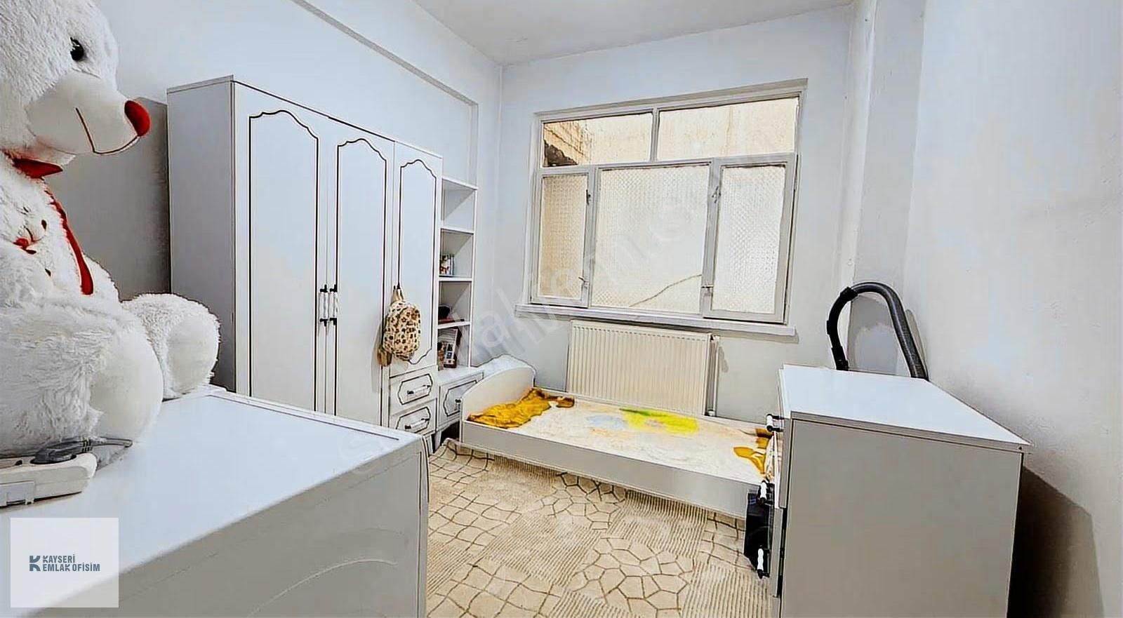 Emlak Ofisimden Hürriyet Mah 3+1 Yapılı Daire - Görsel 17